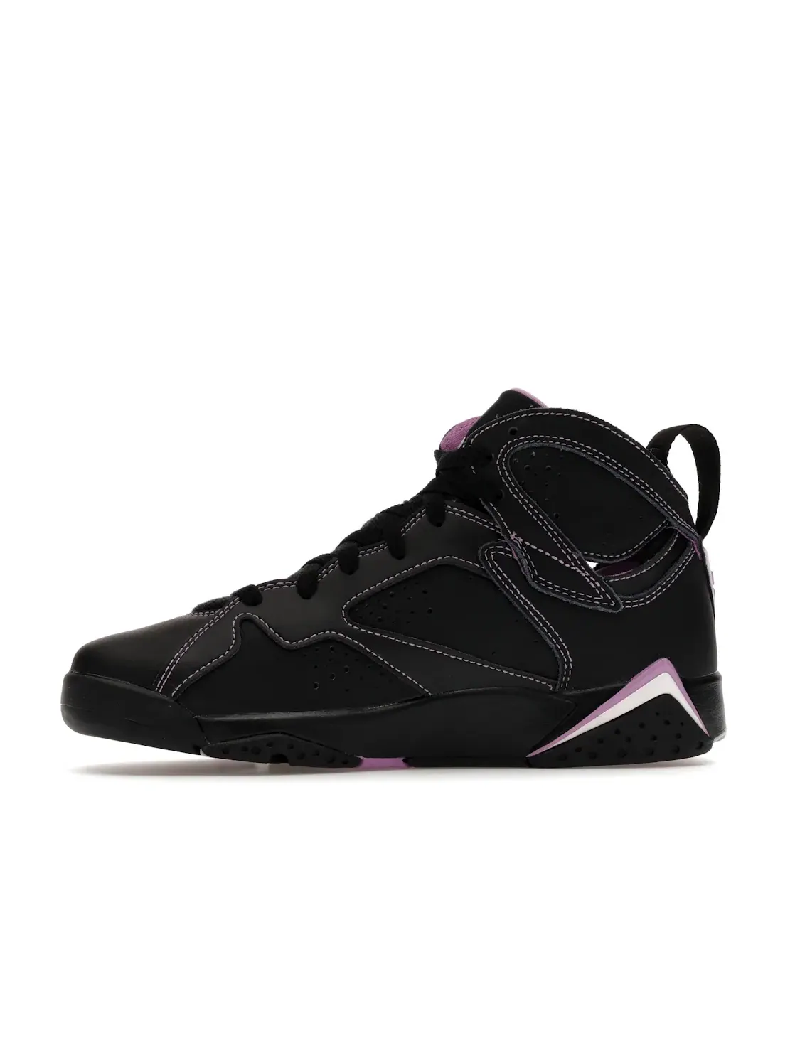 Детские кроссовки высокие с контрастной строчкой Jordan 7 Retro Jordan — изображение 3 из 4, черный