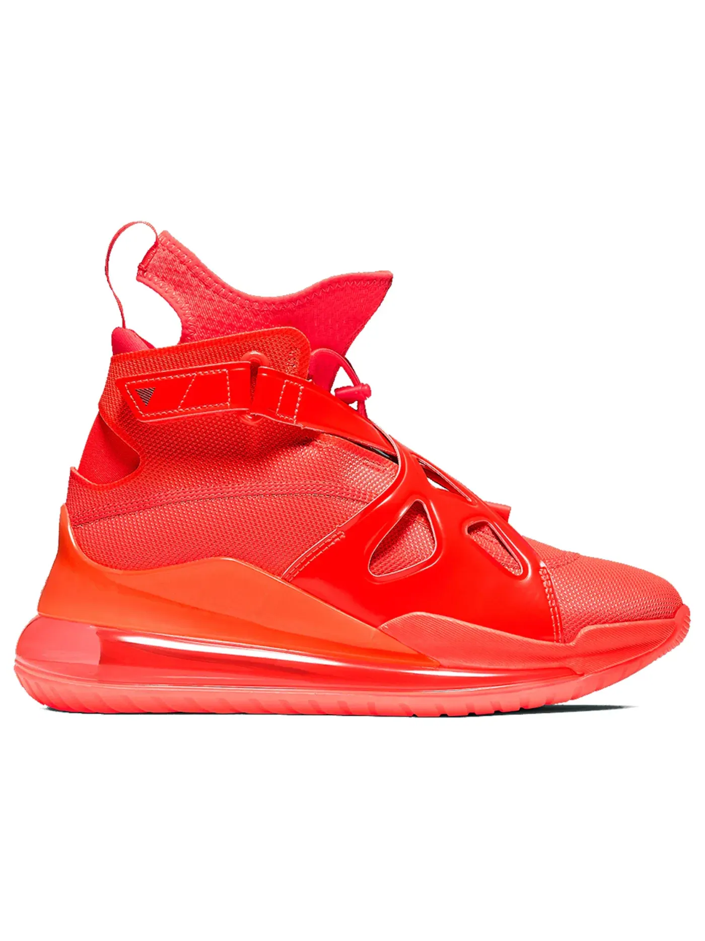 Женские кроссовки Lifestyle Air Jordan Latitude 720 — изображение 1 из 1, алый