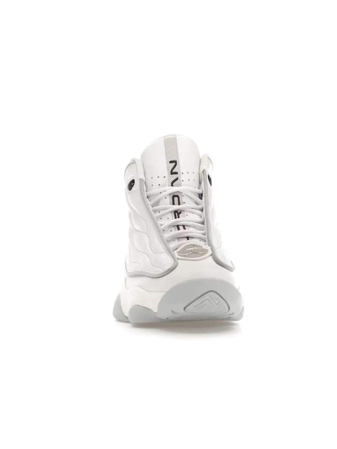 Мужские кроссовки Lifestyle Jordan Pro Strong White Silver — изображение 2 из 4