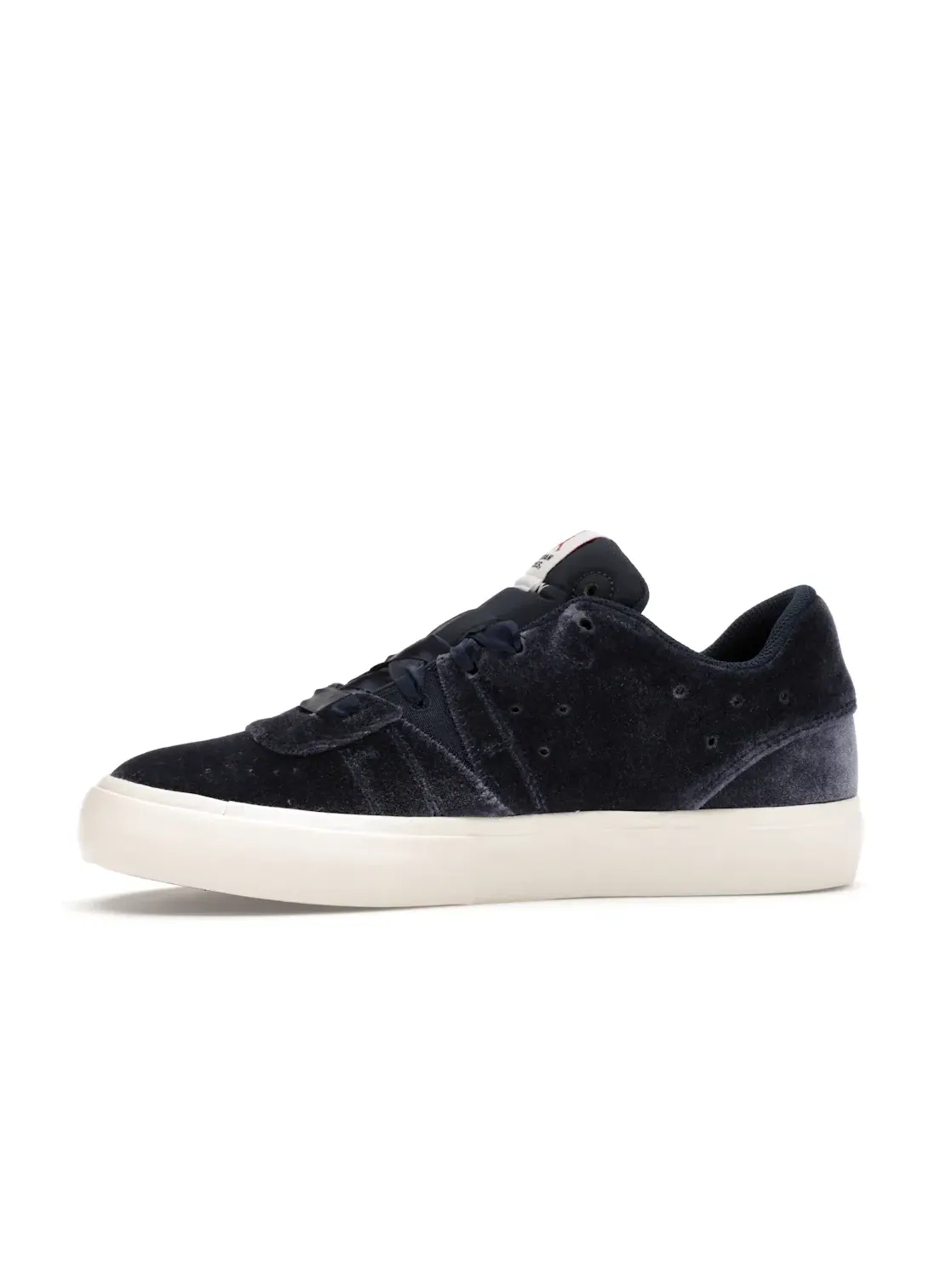 Женские кроссовки Lifestyle Jordan Series .01 SE — изображение 3 из 4