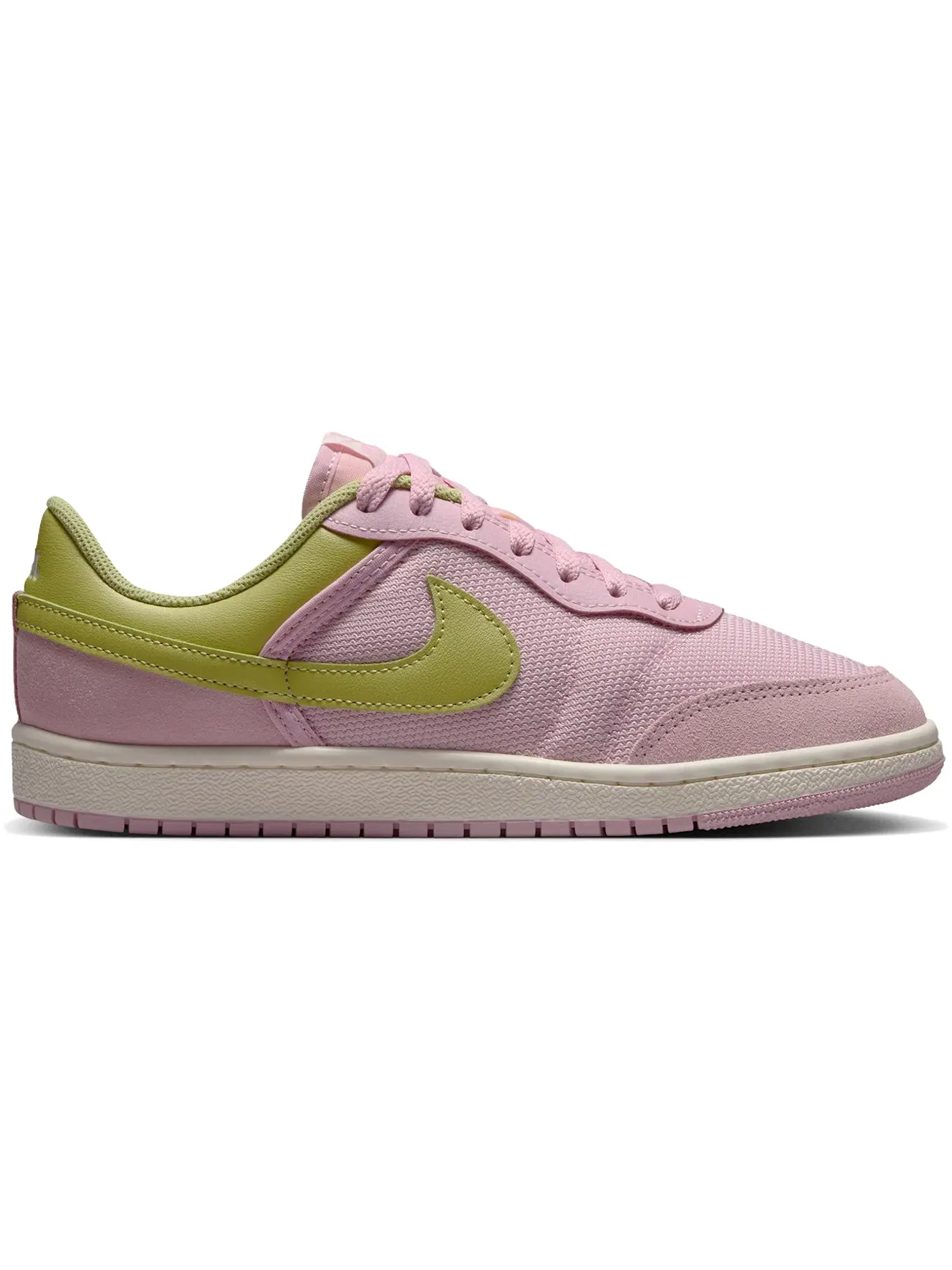 Женские кроссовки Lifestyle Jordan Skyline Low Jordan, Iced Carmine/Sail/Lawn