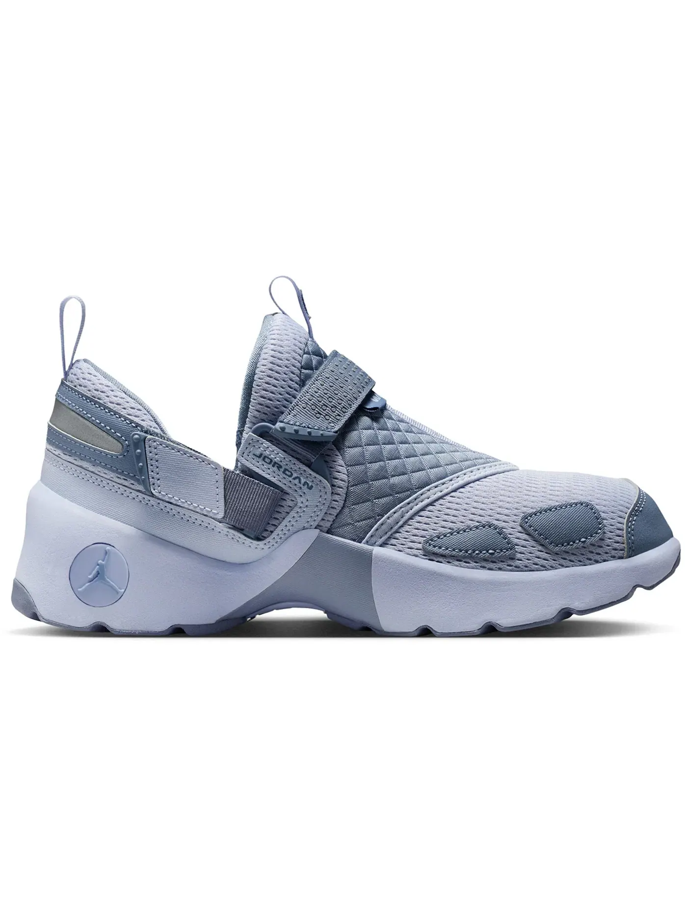 Женские кроссовки Lifestyle Jordan Trunner LX Jordan
