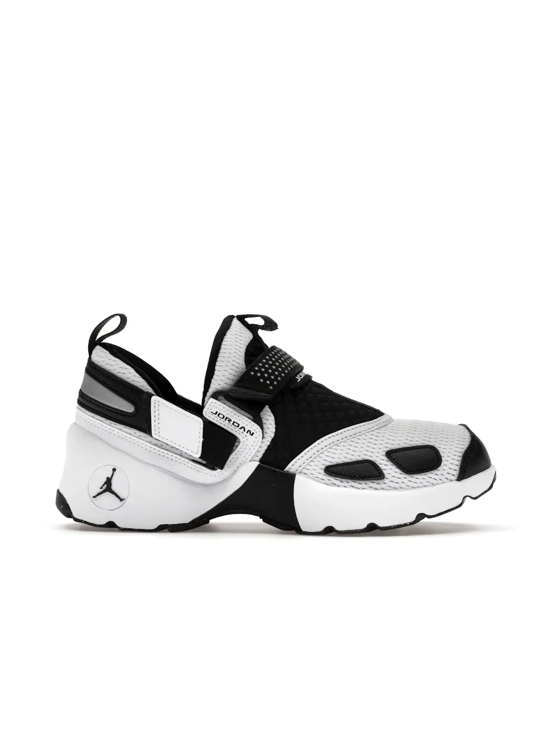 Женские кроссовки Lifestyle Jordan Trunner LX Jordan