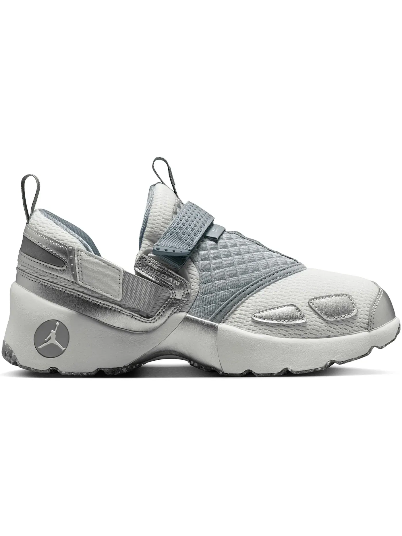 Женские кроссовки Lifestyle Jordan Trunner LX Jordan