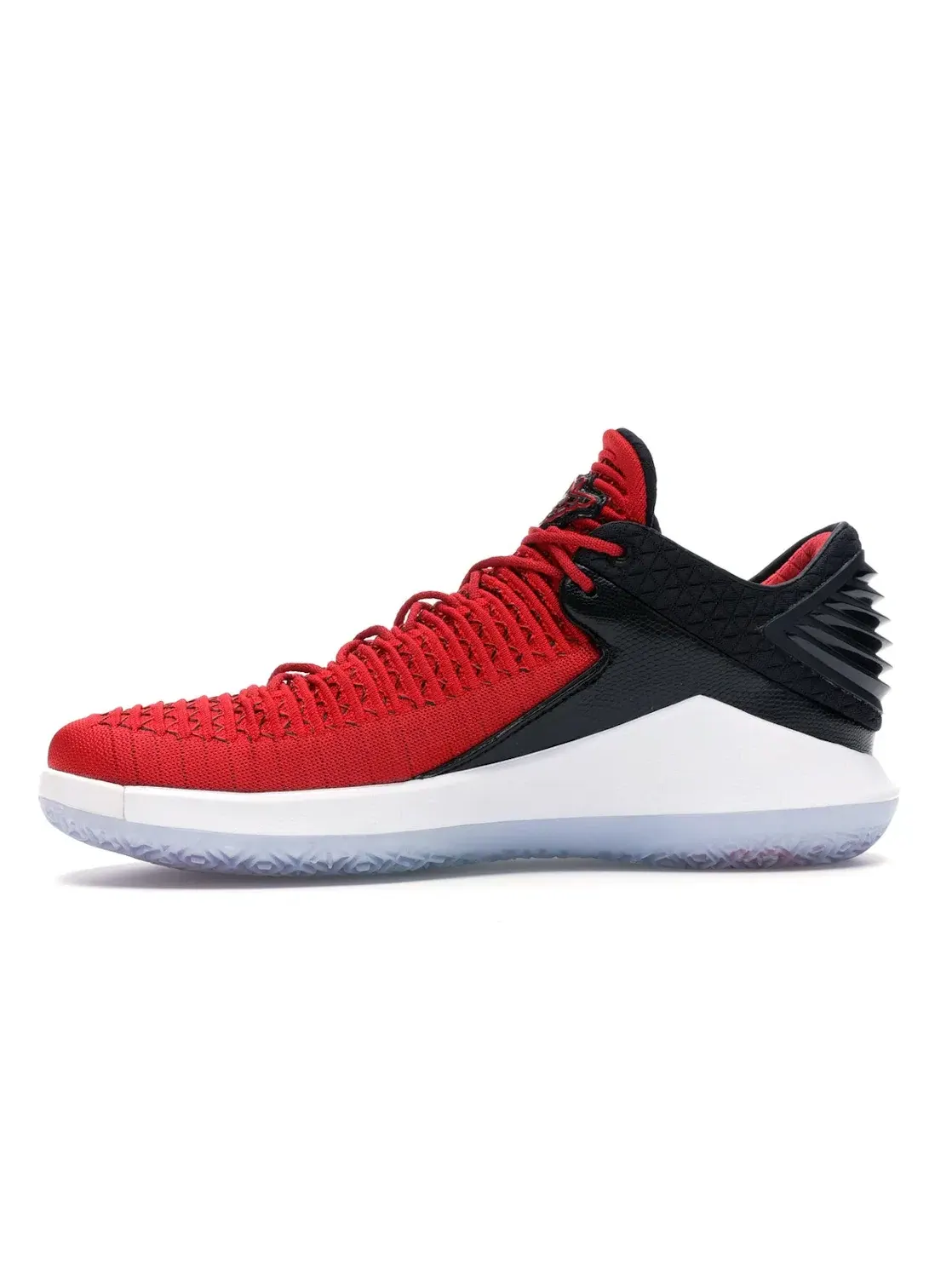 Мужские кроссовки с высокими характеристиками Jordan XXXII Low Jordan — изображение 3 из 4
