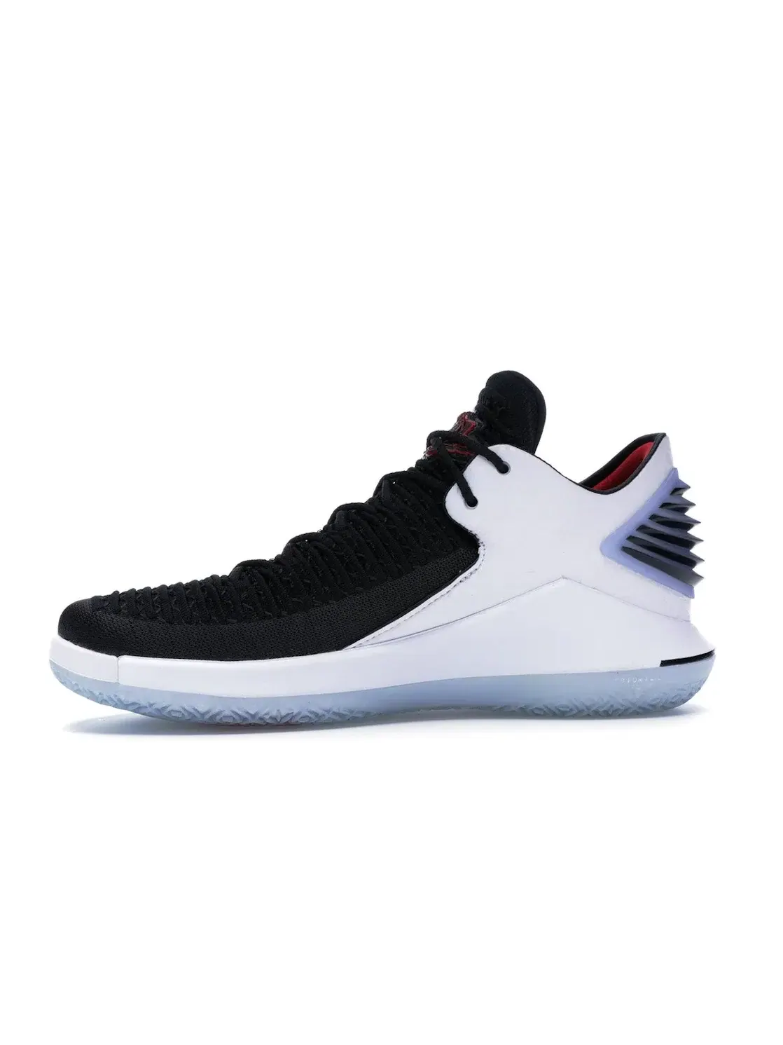 Мужские кроссовки для баскетбола с низким верхом Jordan XXXII Low Jordan — изображение 3 из 4, черный/красный-белый