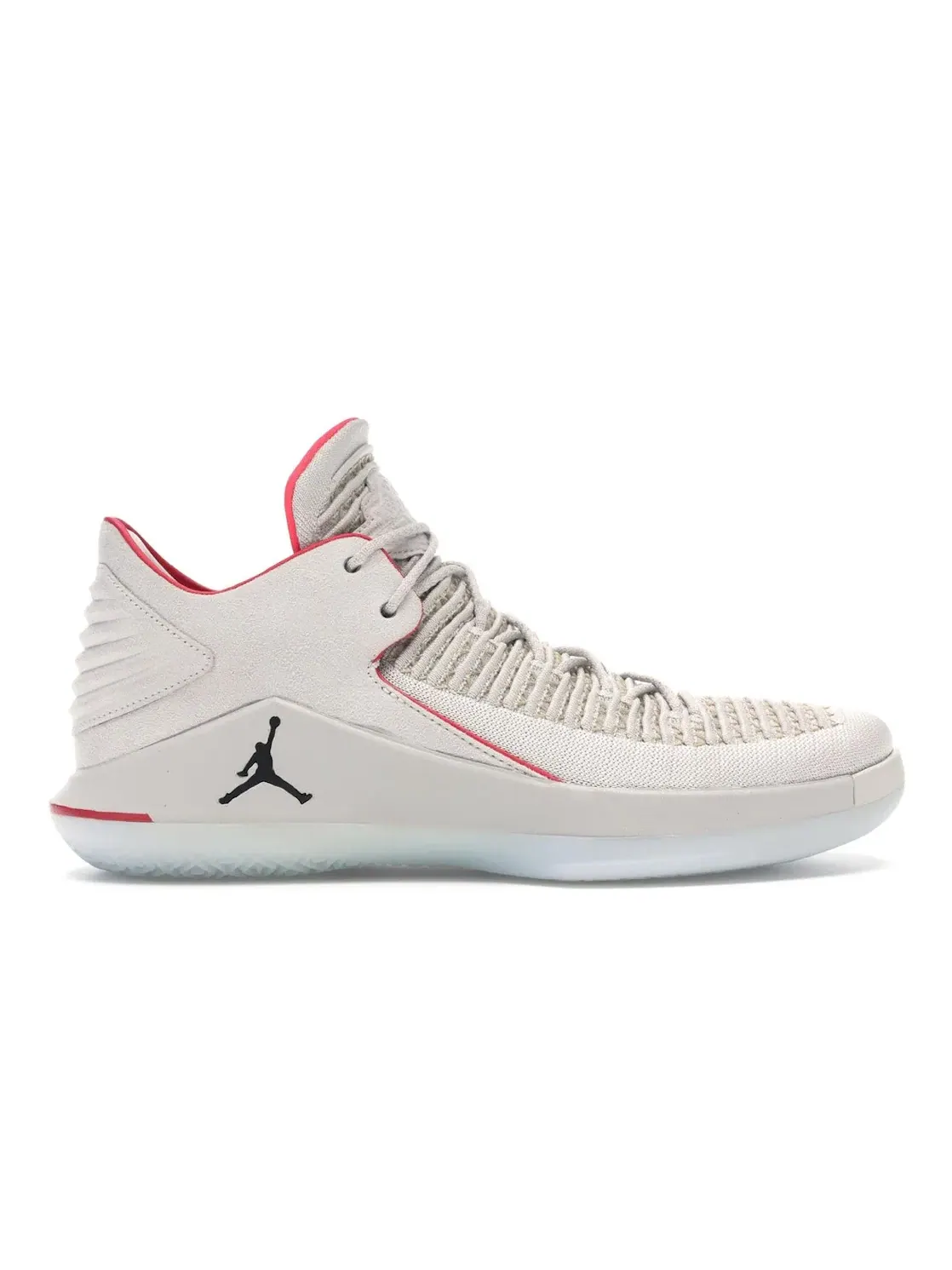 Мужские кроссовки для баскетбола с низким силуэтом Jordan XXXII Low Jordan — изображение 1 из 4, светлый/черный-бежевый