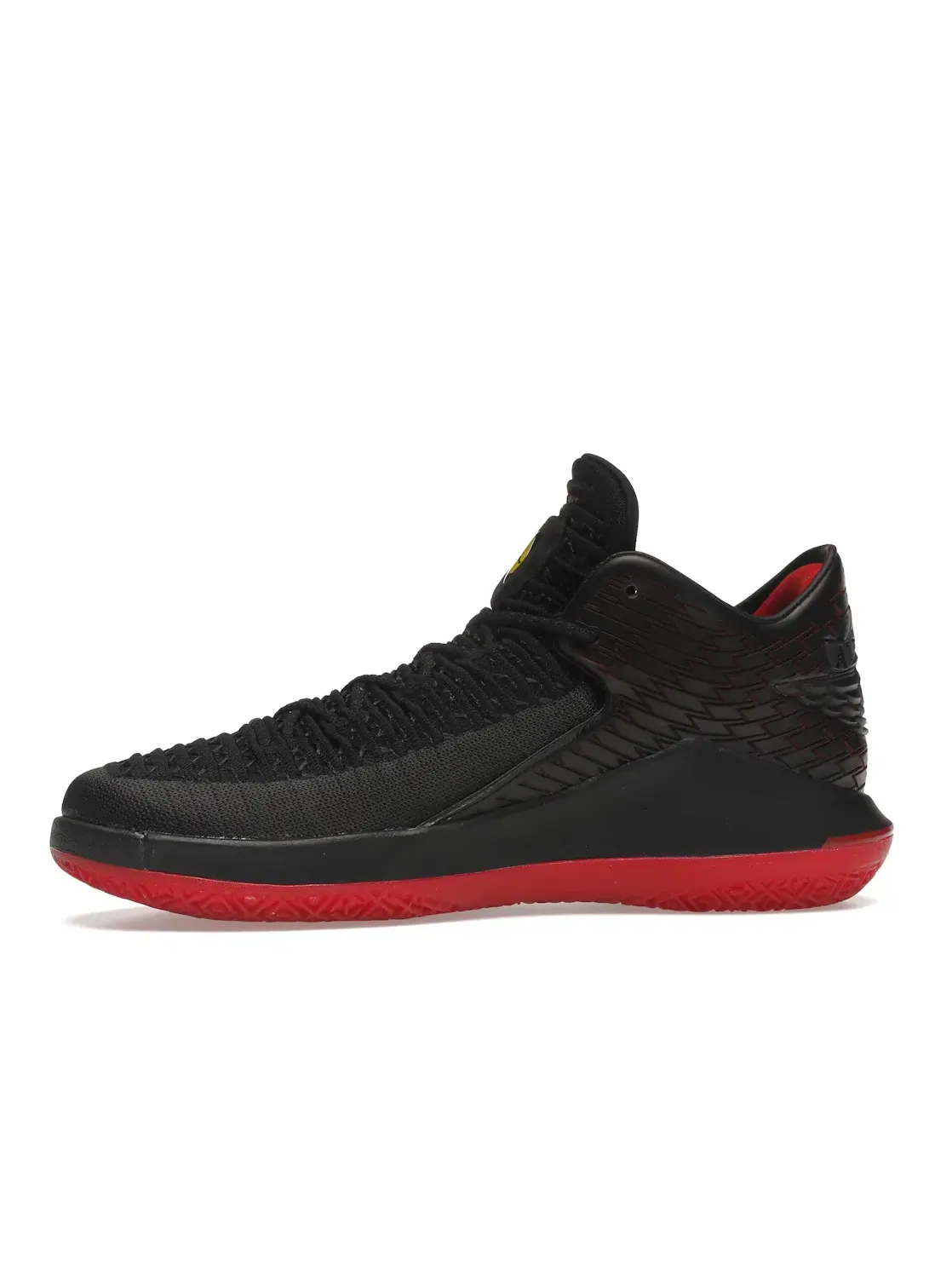 Мужские кроссовки с принтом Jordan XXXII Low Last Shot Jordan — изображение 3 из 4, черный/красный-желтый