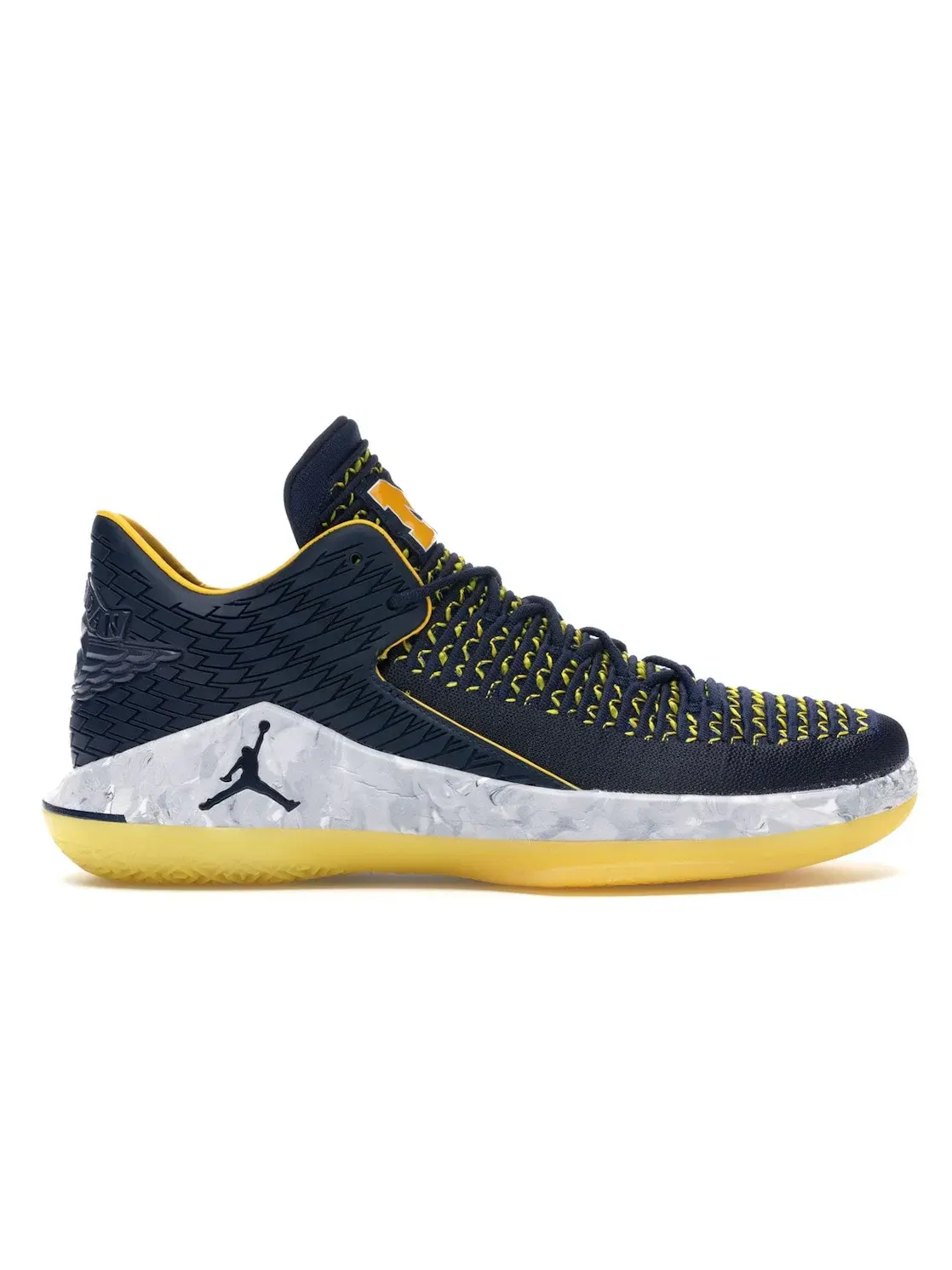 Мужские баскетбольные кроссовки с амортизацией Jordan XXXII Low Jordan — изображение 1 из 4