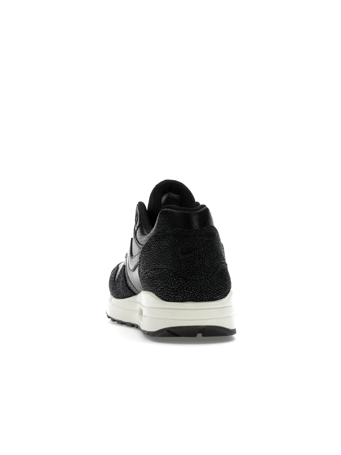 Мужские кроссовки Lifestyle Nike Air Max 1 — изображение 4 из 4, черный/черный/черный