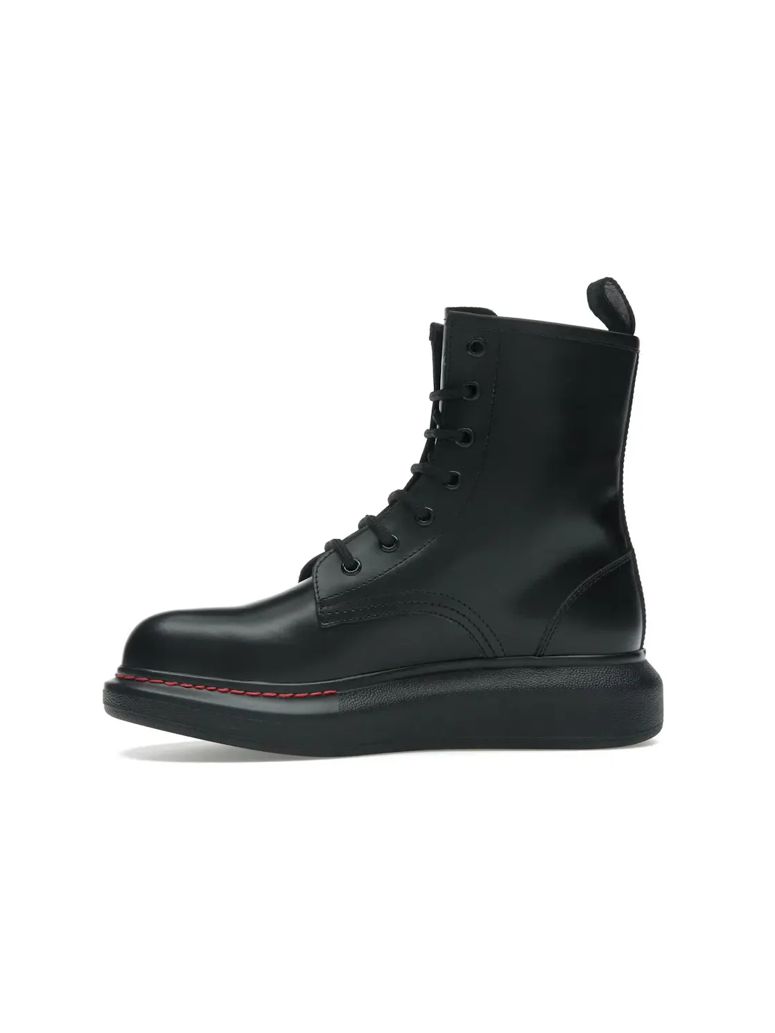 Женские ботильоны на платформе из лакированной кожи Alexander McQueen — изображение 3 из 4, черный/красный