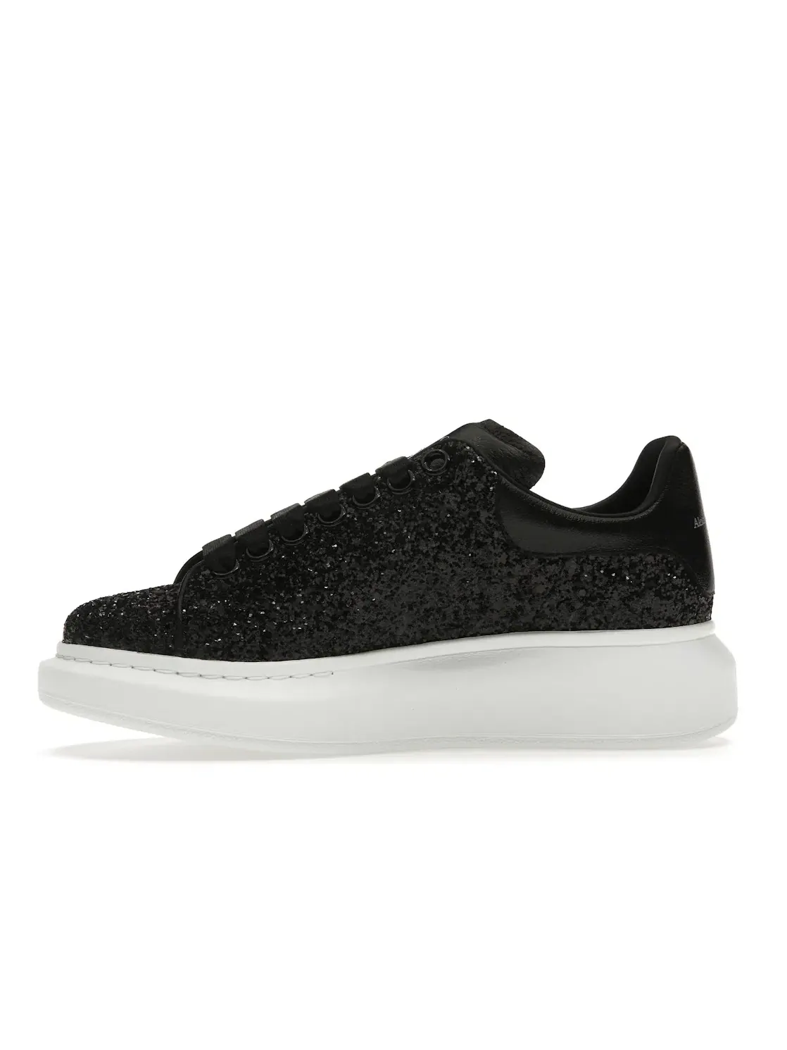 Женские кроссовки Oversized Alexander McQueen — изображение 3 из 4, черный/белый
