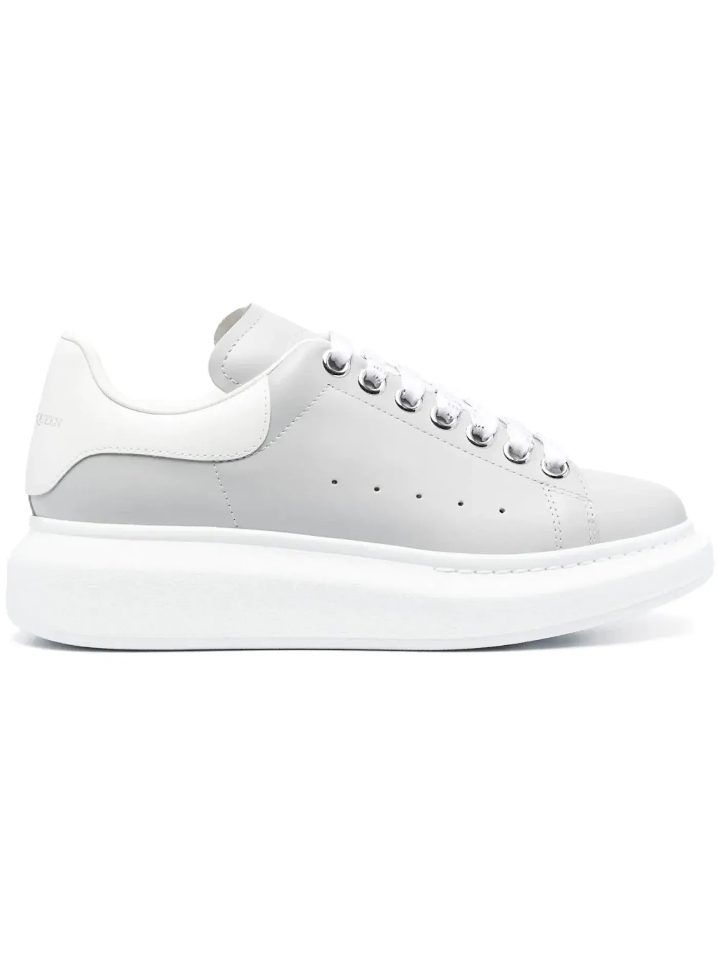 Женские кроссовки Oversized Alexander McQueen — изображение 1 из 1, светлый серый