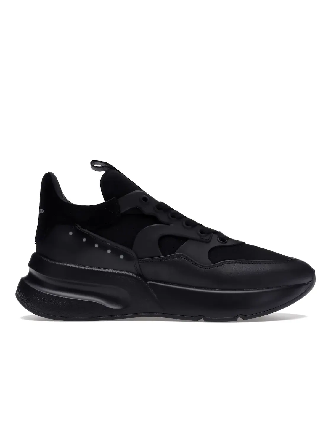 Мужские кроссовки на шнуровке Alexander McQueen Oversized Runner — изображение 1 из 4, черный