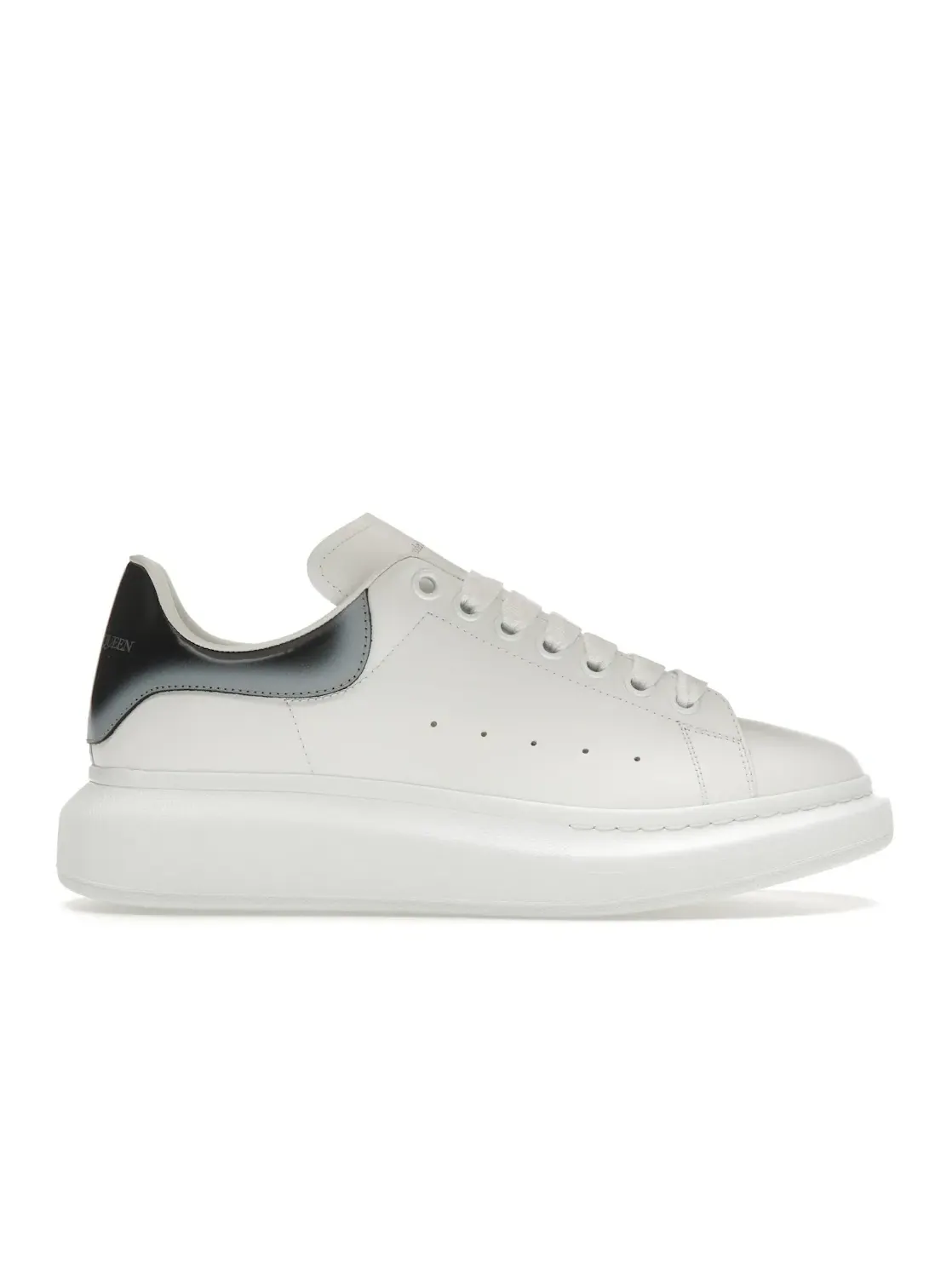 Мужские кроссовки Oversized Alexander McQueen — изображение 1 из 4, белый/черный