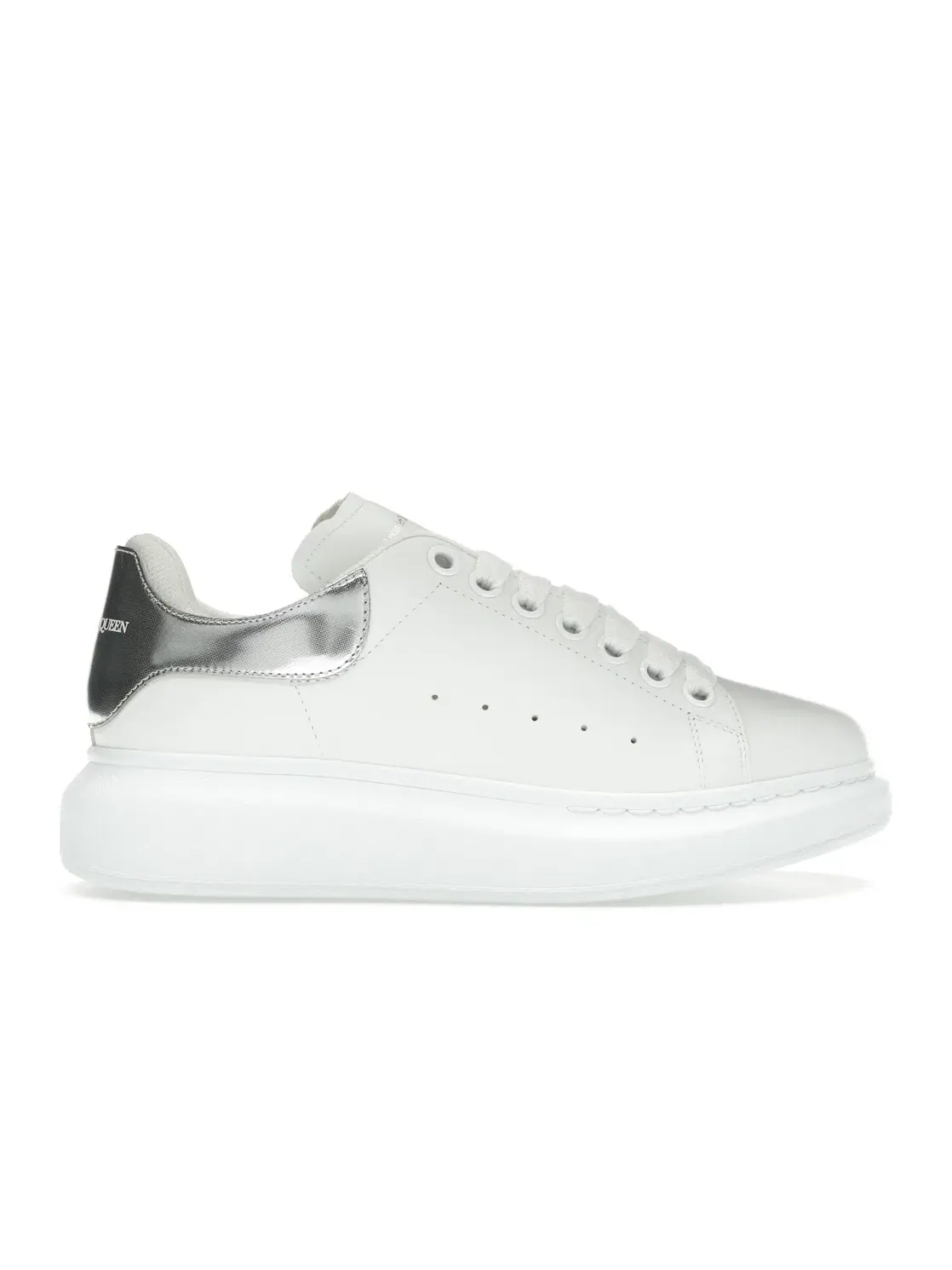 Женские кроссовки Alexander McQueen Oversized — изображение 1 из 4, белый/серебристый