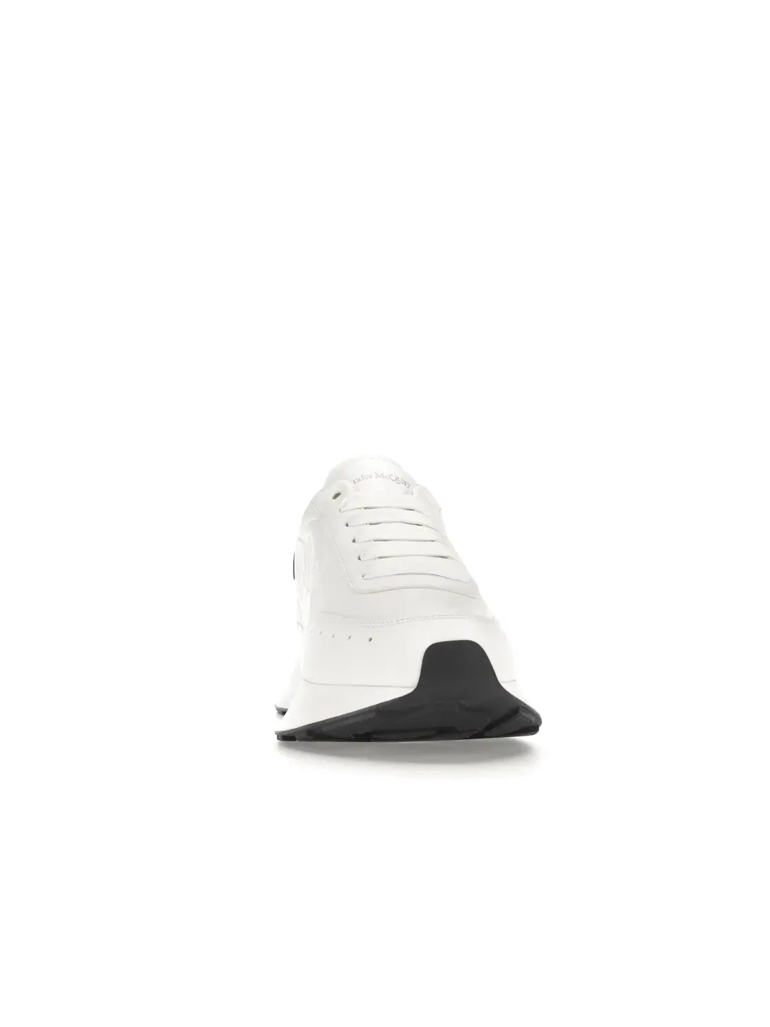 Женские кроссовки на шнуровке Alexander McQueen Sprint Runner — изображение 2 из 4, белый черный
