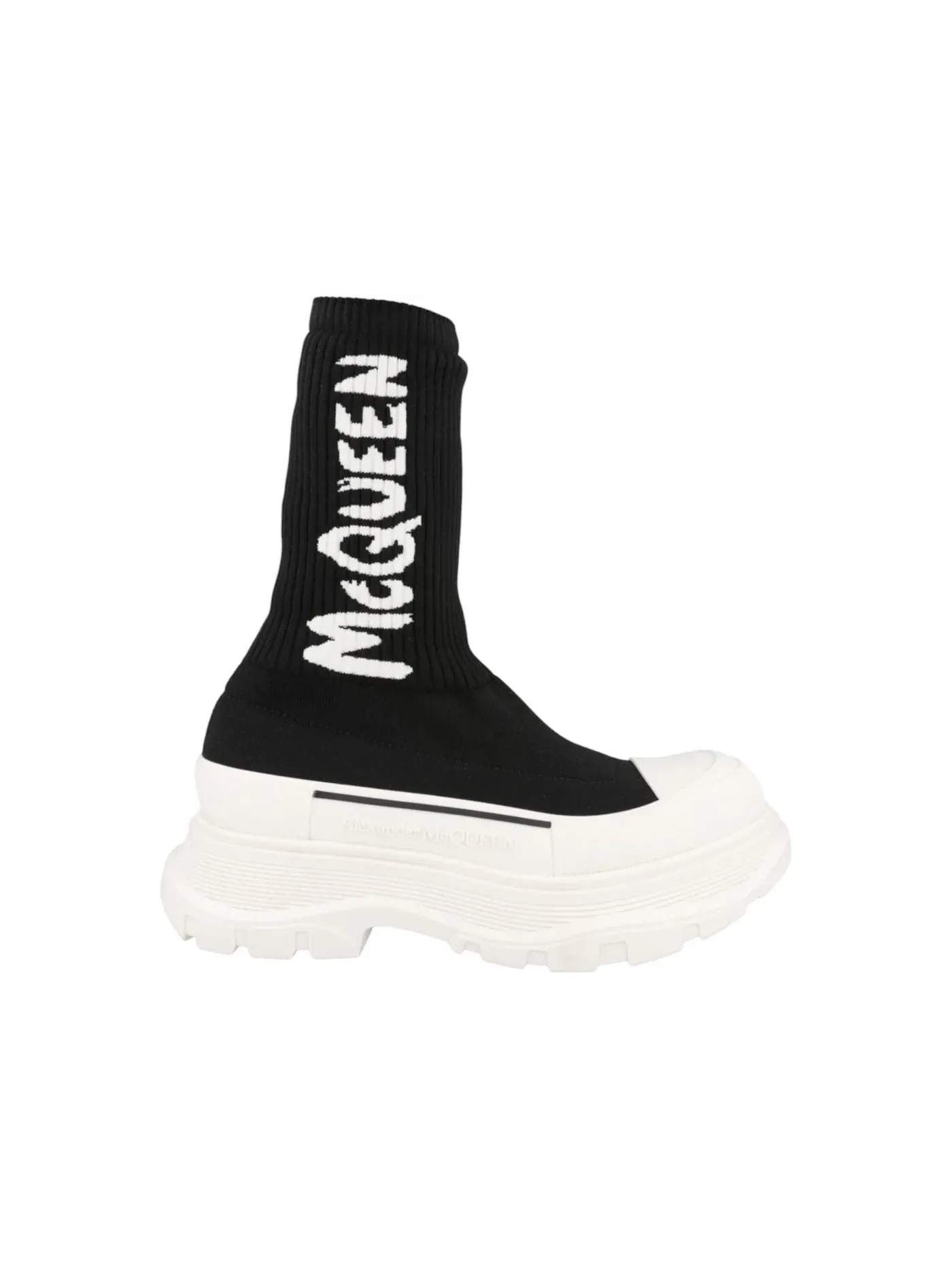 Женские ботинки с рифленой подошвой Alexander McQueen Tread Slick Boot — изображение 1 из 5, черный/белый