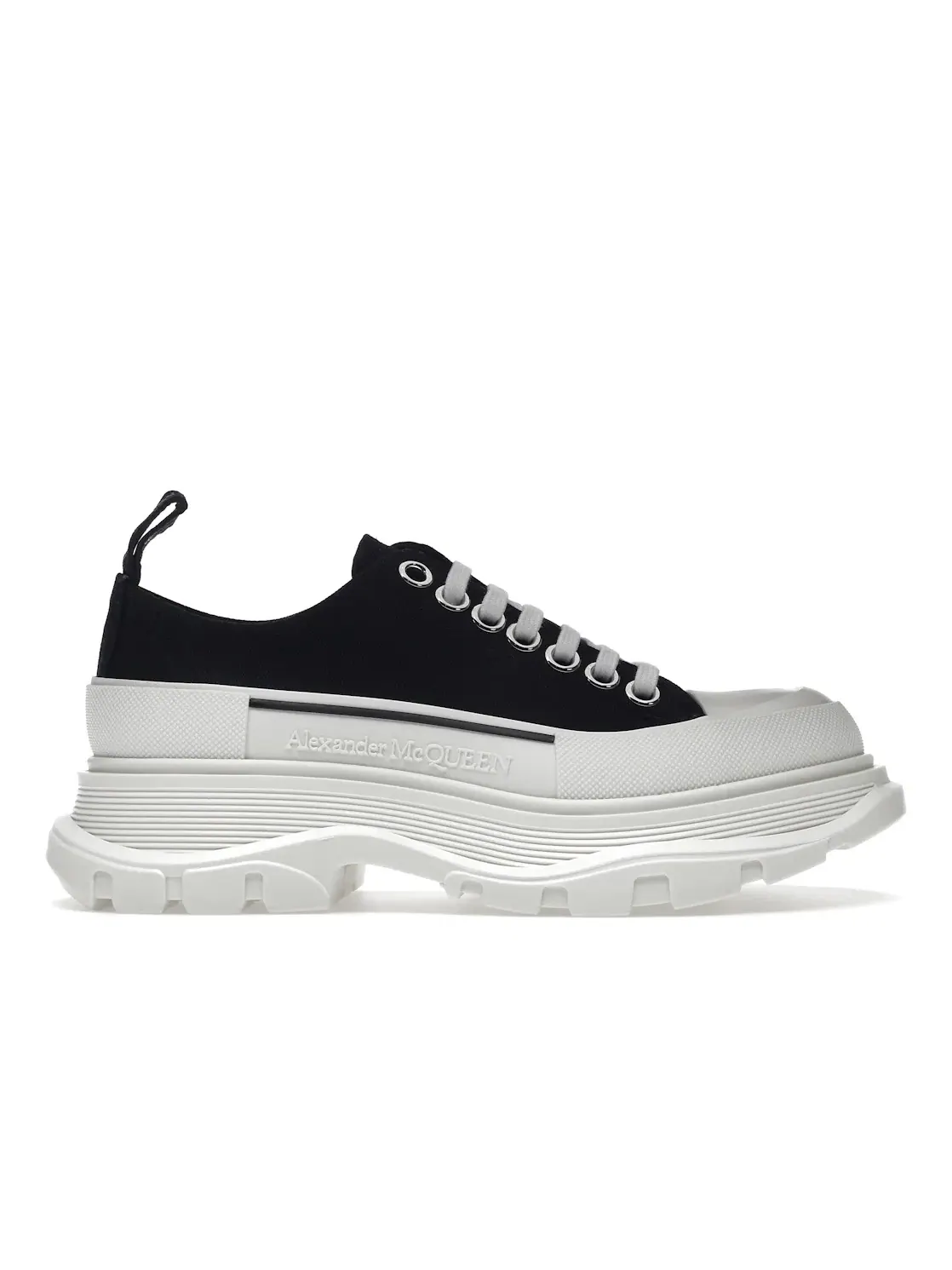 Женские кроссовки на шнуровке Tread Slick Low Lace Up Alexander McQueen — изображение 1 из 4, черный/белый