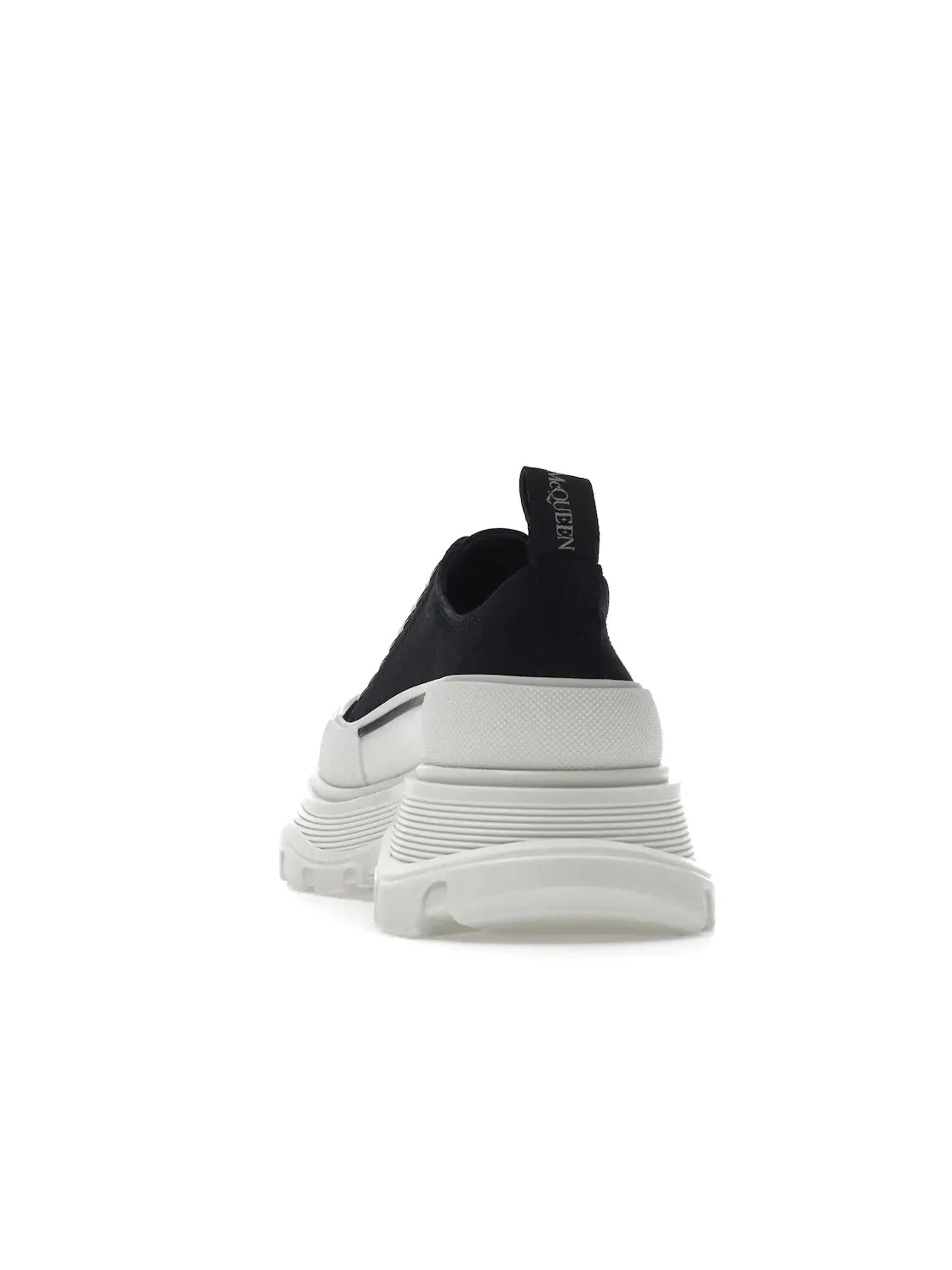 Женские кроссовки на шнуровке Tread Slick Low Lace Up Alexander McQueen — изображение 4 из 4, черный/белый