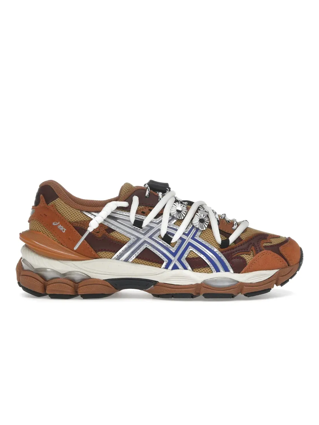Мужские кроссовки Lifestyle с коллаборацией TOGA ASICS Gel-Cumulus 16 ASICS — изображение 1 из 4