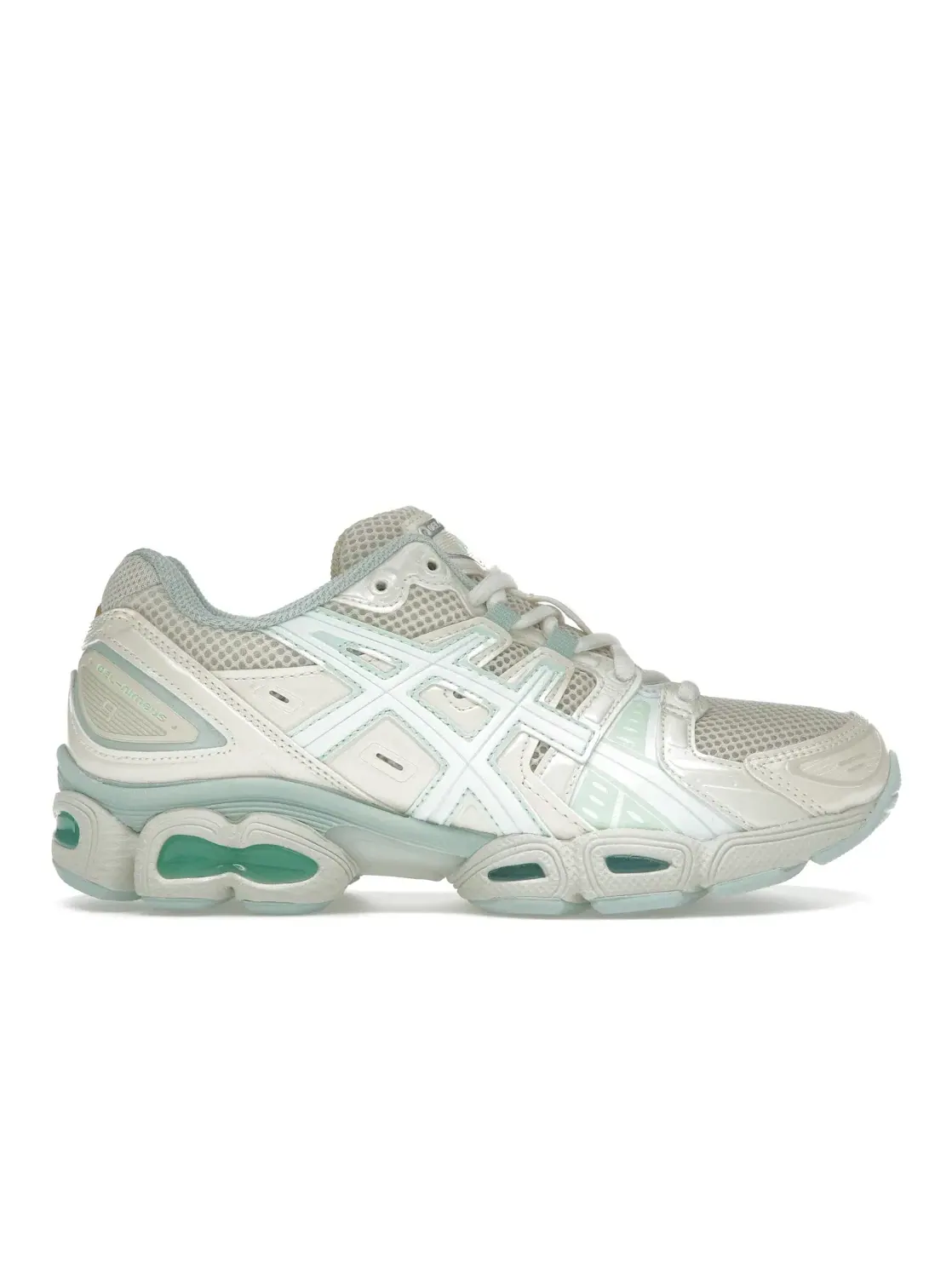 Женские кроссовки Lifestyle ASICS Gel-Nimbus 9 — изображение 1 из 4, белый