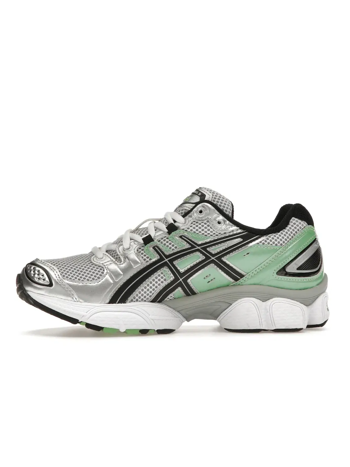 Женские кроссовки Lifestyle ASICS Gel-Nimbus 9 — изображение 3 из 4, белый