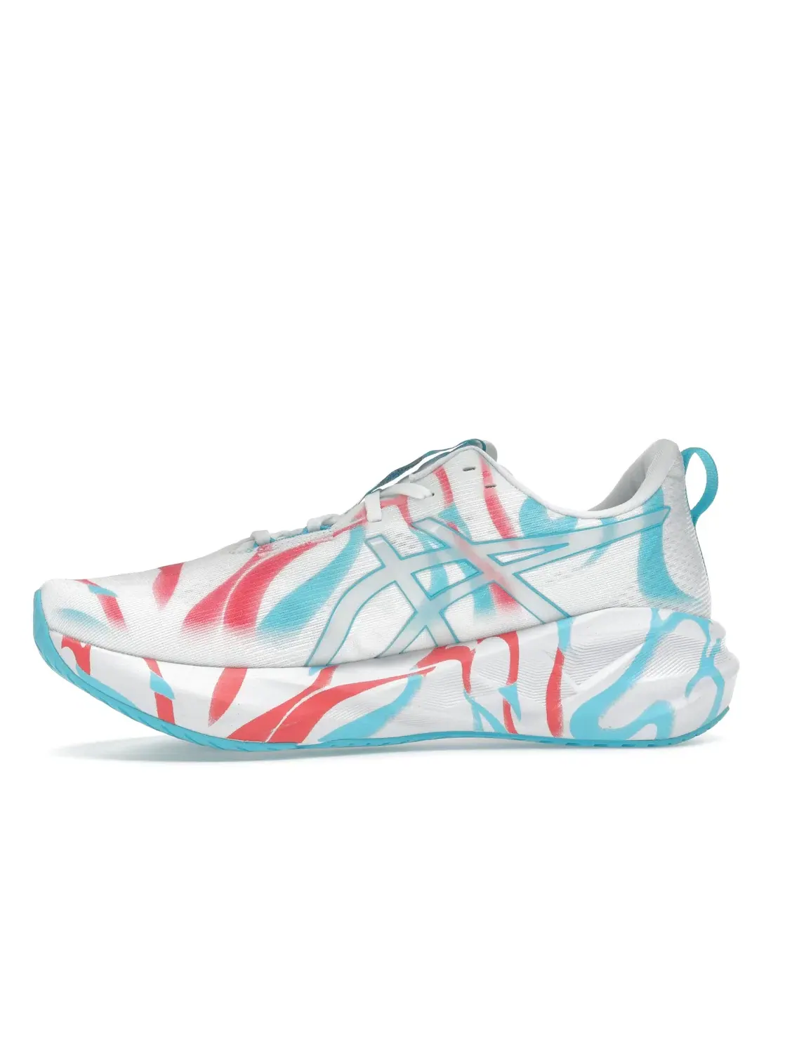 Мужские беговые кроссовки с технологией амортизации ASICS Novablast 5 — изображение 3 из 4, белый