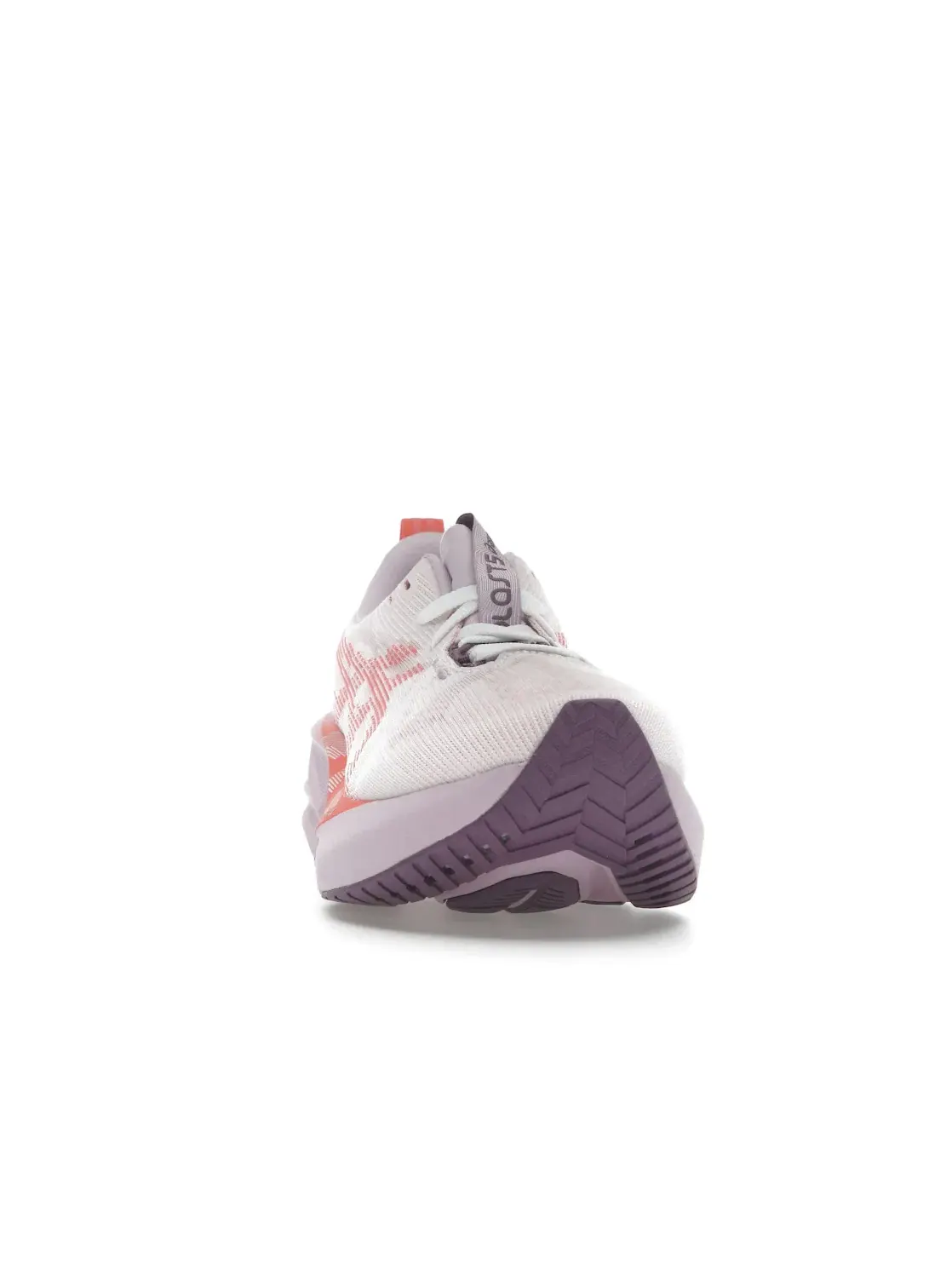 Женские кроссовки для бега ASICS Novablast 5 — изображение 2 из 4, белый