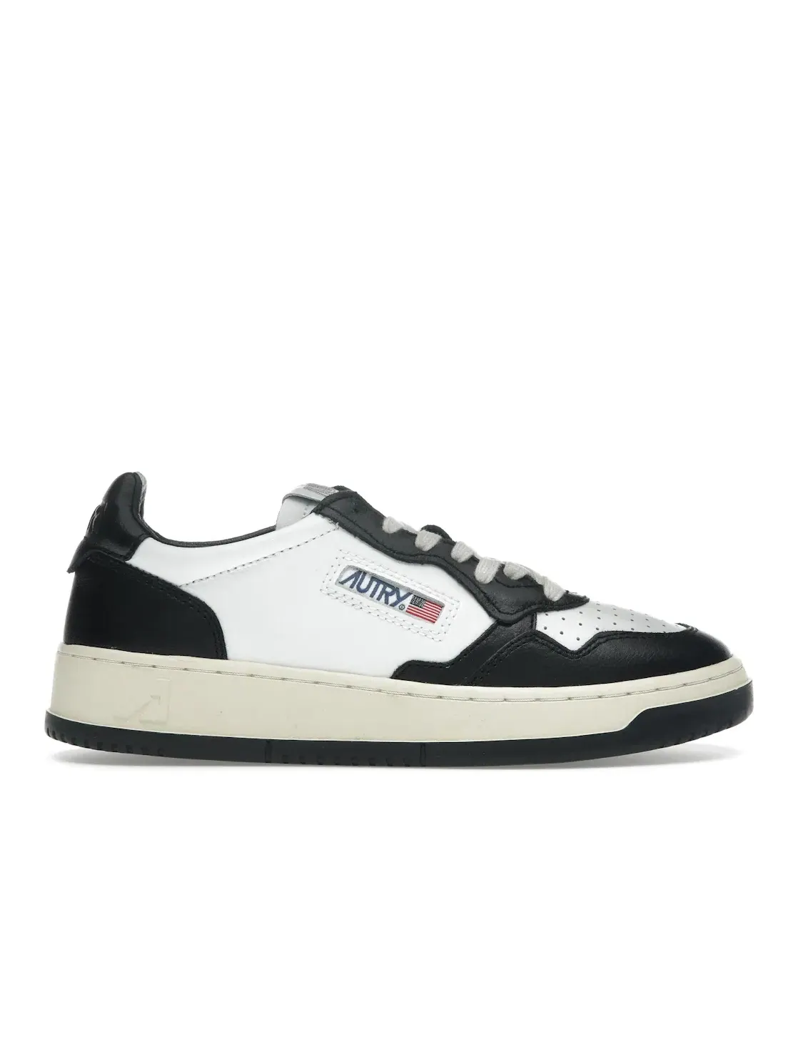 Женские кроссовки кожаные Autry Medalist Leather Low — изображение 1 из 4, белый/черный