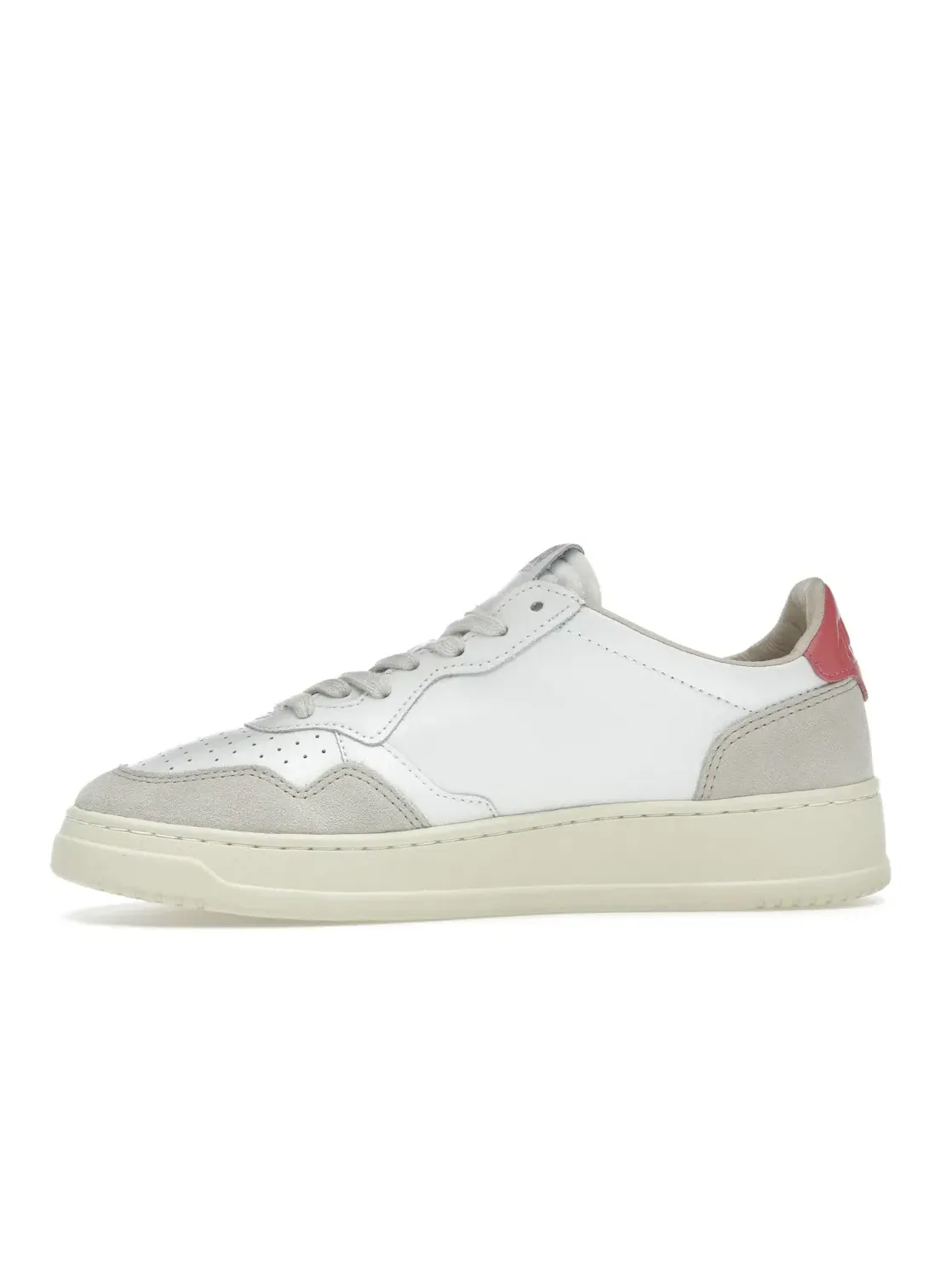 Женские кроссовки кожаные Autry Medalist Leather Low — изображение 3 из 4, белый
