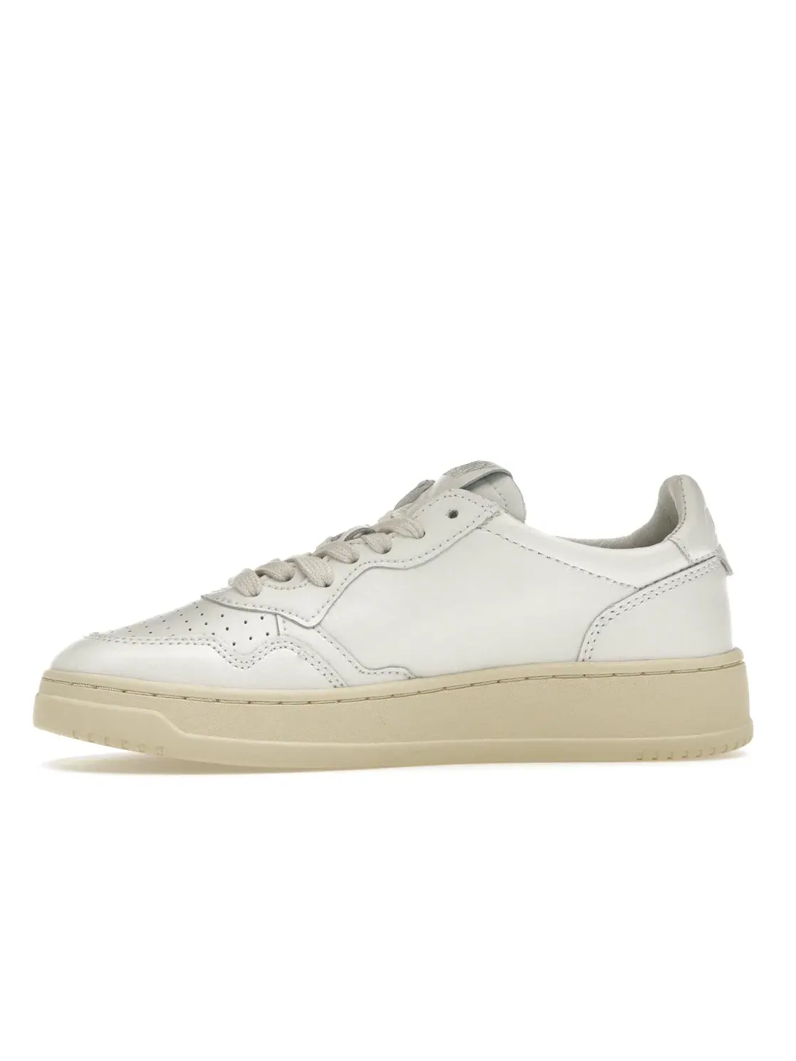 Женские кроссовки кожаные Autry Medalist Leather Low — изображение 3 из 4, белый/белый/кремовый
