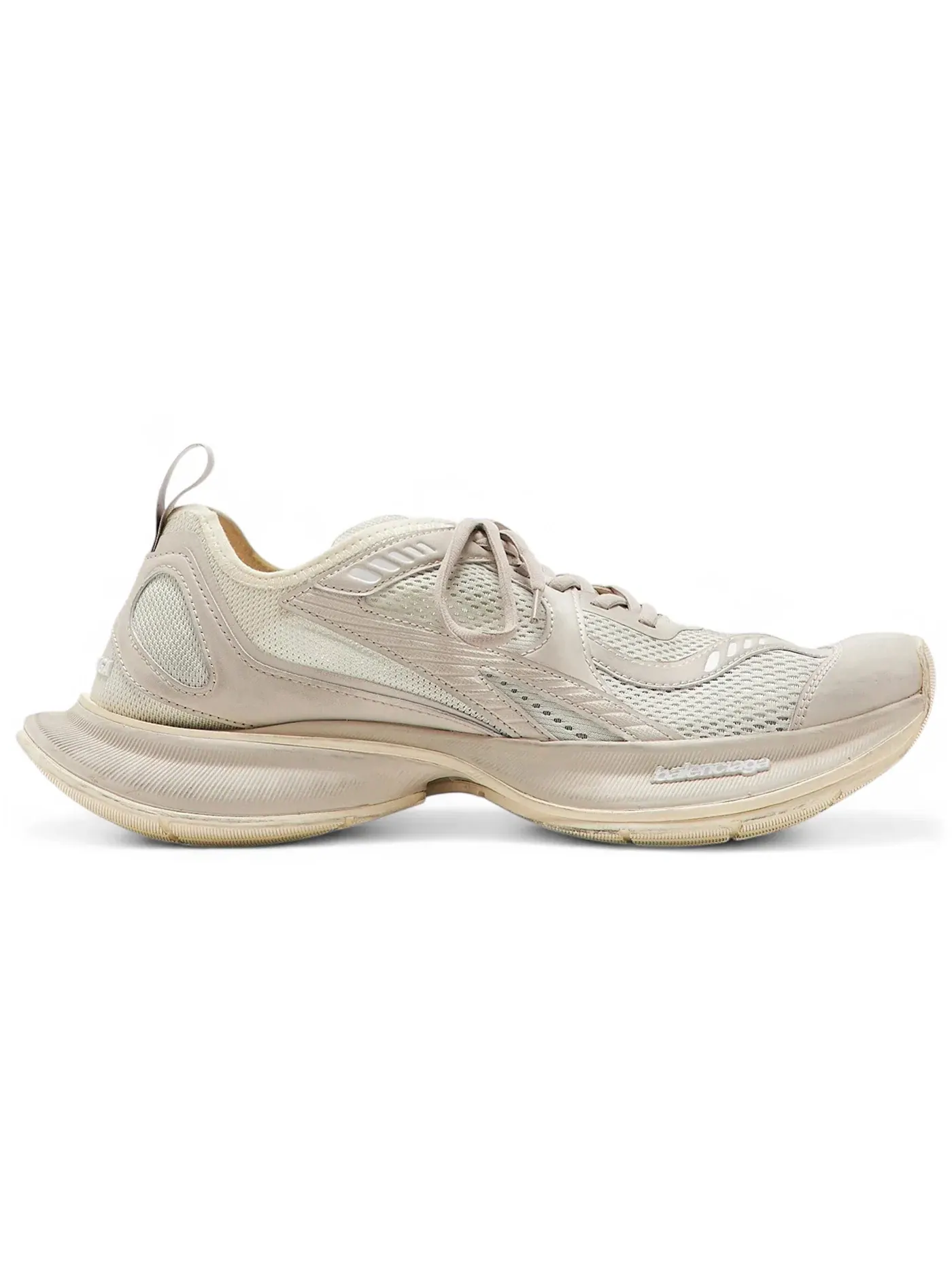 Кроссовки женские Balenciaga Circuit Sneakers с эффектом износа — изображение 1 из 1, бежевый