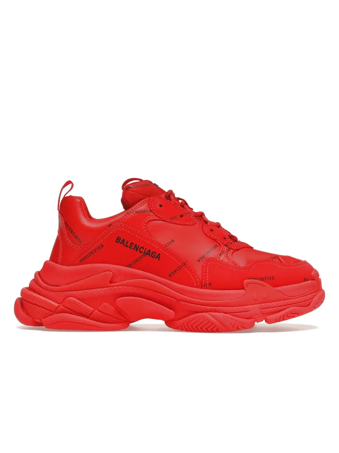 Кроссовки Balenciaga Triple S с принтом Allover Logo — изображение 1 из 4, красно-черный