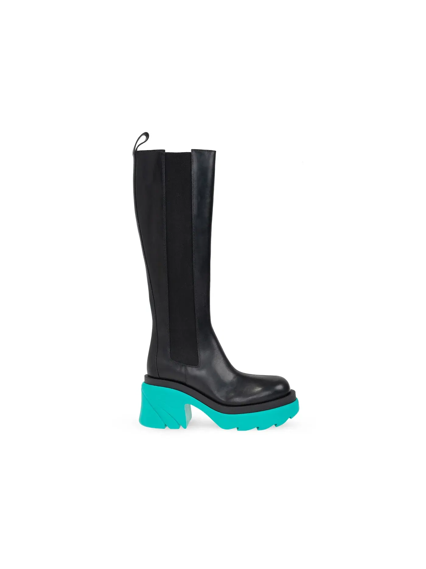 Женские сапоги на каблуке Leather Heel Boot Bottega Veneta