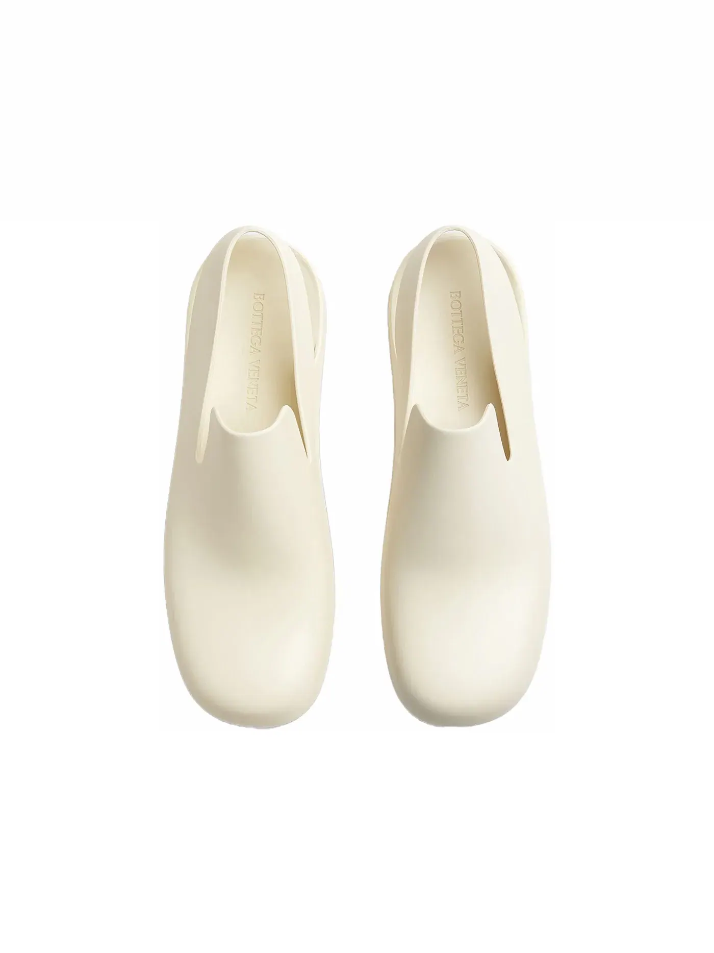 Мужские сабо-шлепанцы Bottega Veneta Rubber Slingback Puddle Shoe — изображение 2 из 2, белый