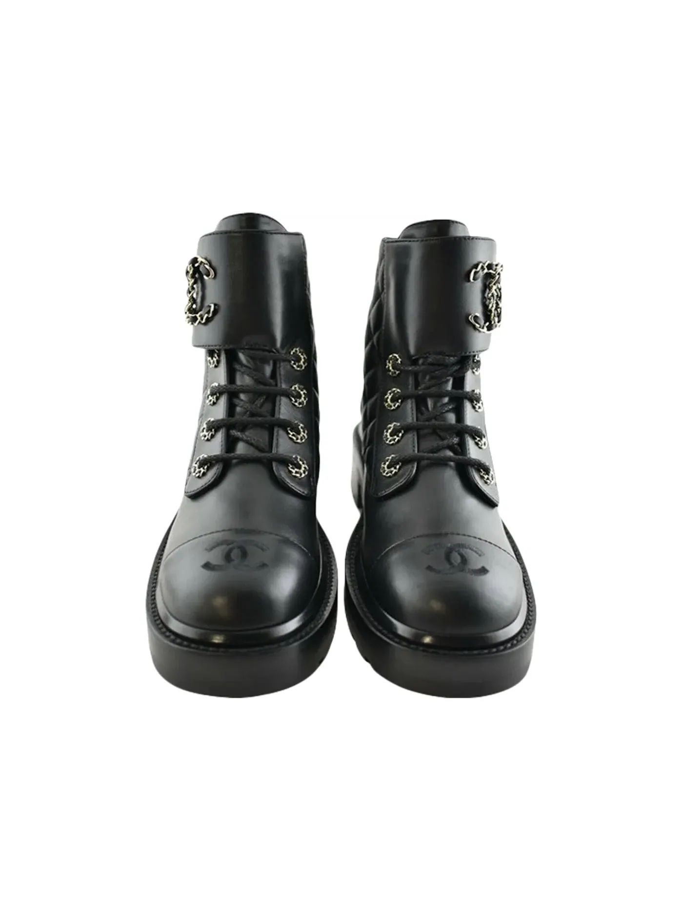 Женские ботинки кожаные Chanel Quilted Combat Boot — изображение 2 из 3, черный