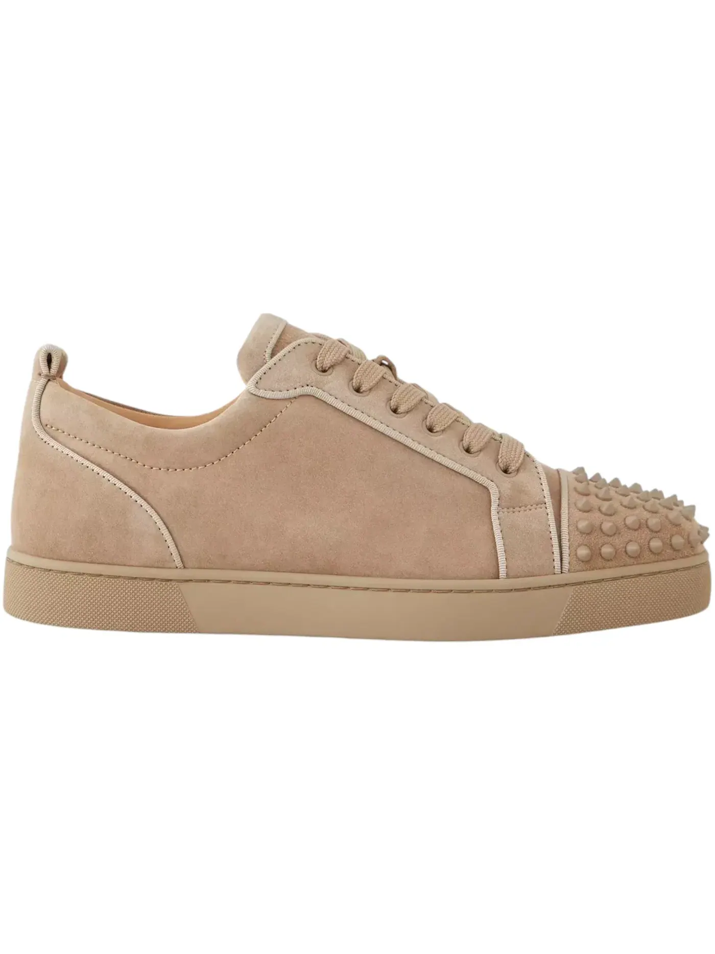 Мужские кеды с шипами Christian Louboutin Louis Junior Spikes Orlato, Saharienne/Saharienne Mat — изображение 1 из 1