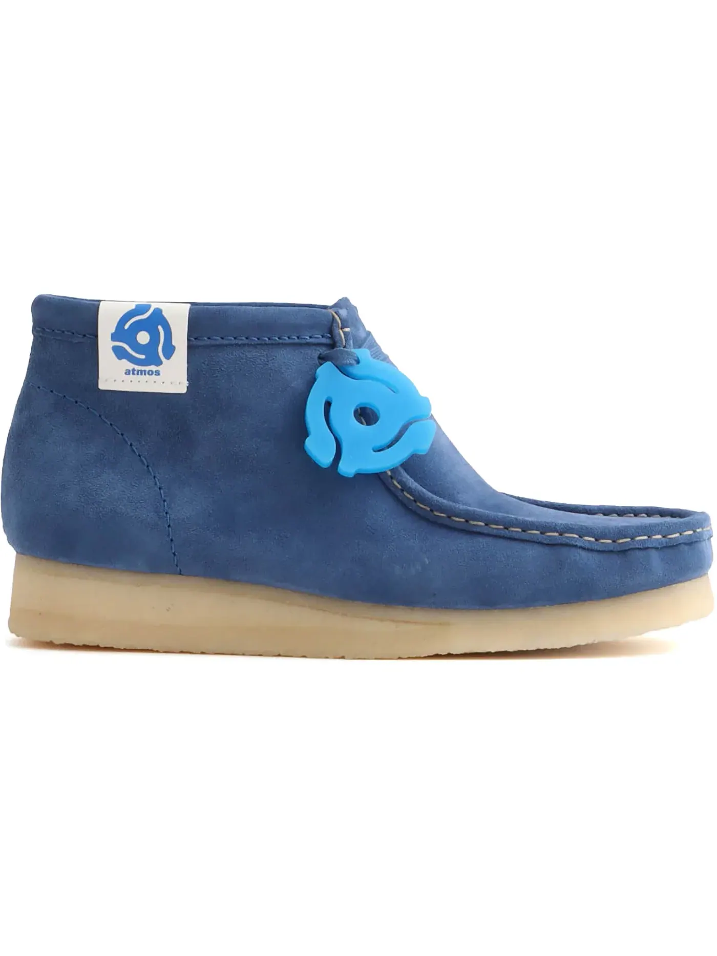 Мужские ботинки замшевые Wallabee Boot atmos x Manhattan Records Clarks — изображение 1 из 1, синий