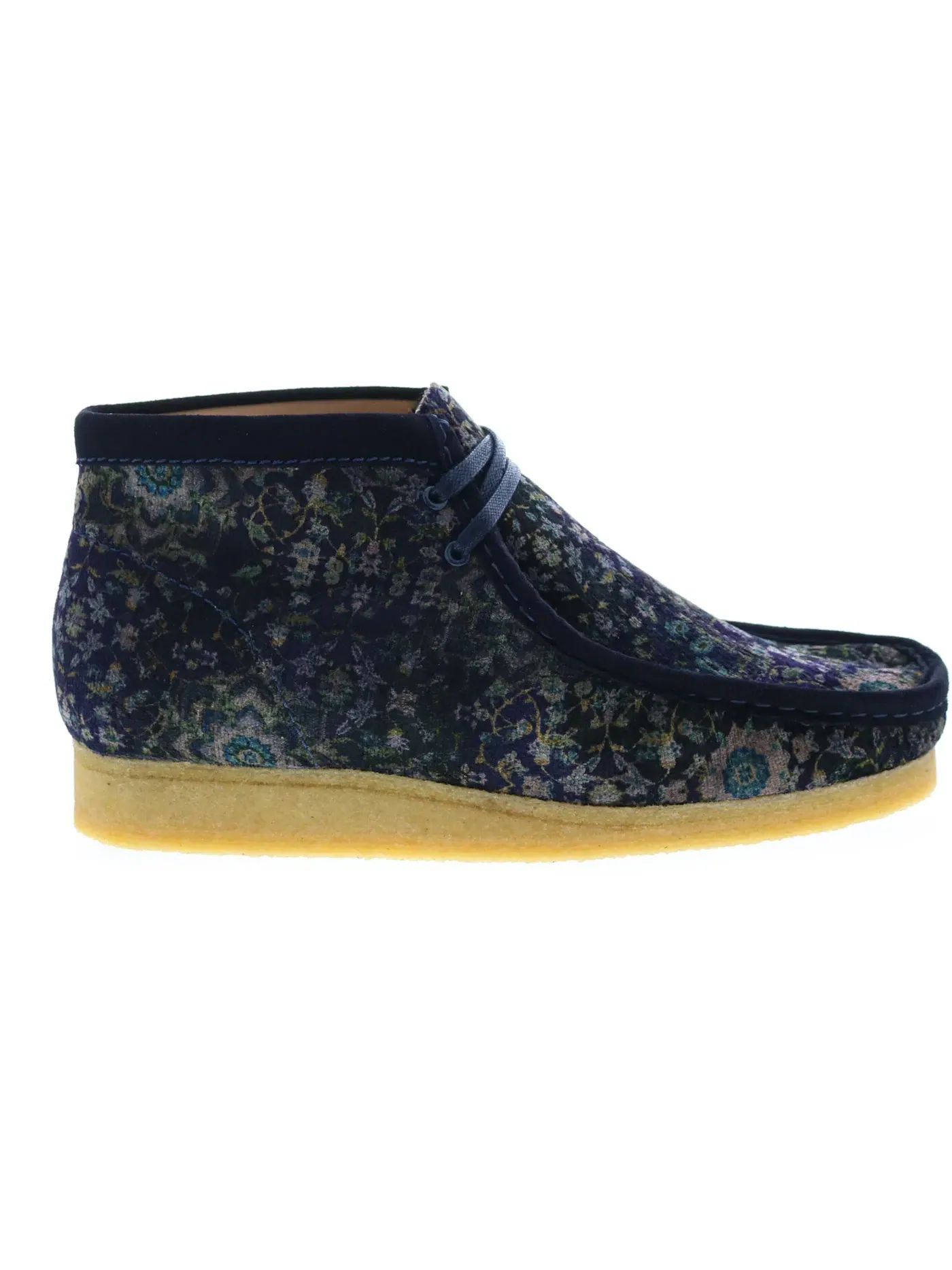 Мужские ботинки из велюра Wallabee Boot Clarks — изображение 1 из 1, темно-синий