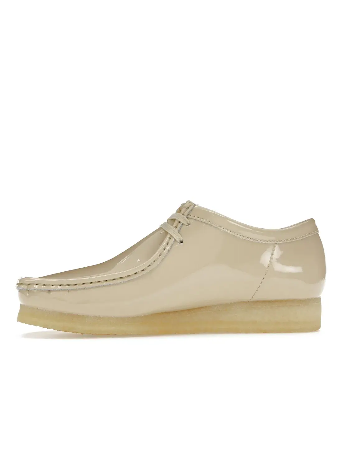 Мужские ботинки из патентованной кожи Wallabee Clarks Originals — изображение 3 из 4, бежевый