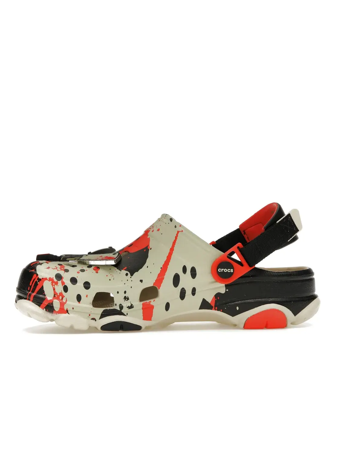 Мужские сабо-клоги с принтом Crocs Classic All-Terrain Clog Friday The 13th — изображение 3 из 4, черный/кремовый/красный