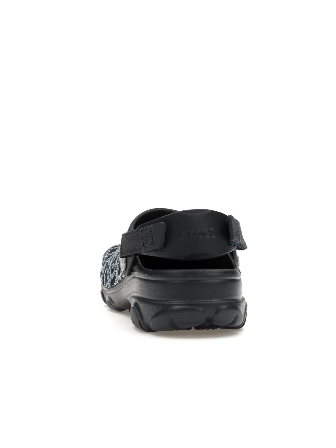 Мужские сабо-клоги с принтом Levis Sashiko Crocs Classic All-Terrain Clog Crocs — изображение 4 из 4, темно-синий/темно-синий