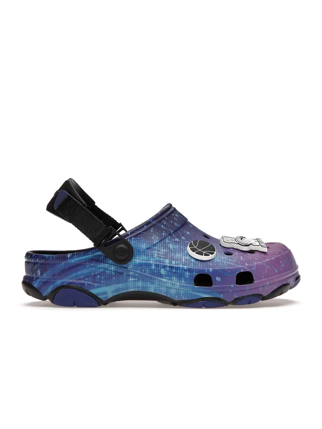Мужские клоги для бездорожья с рельефной подошвой Crocs Classic All-Terrain Clog — изображение 1 из 4, черный//фиолетовый
