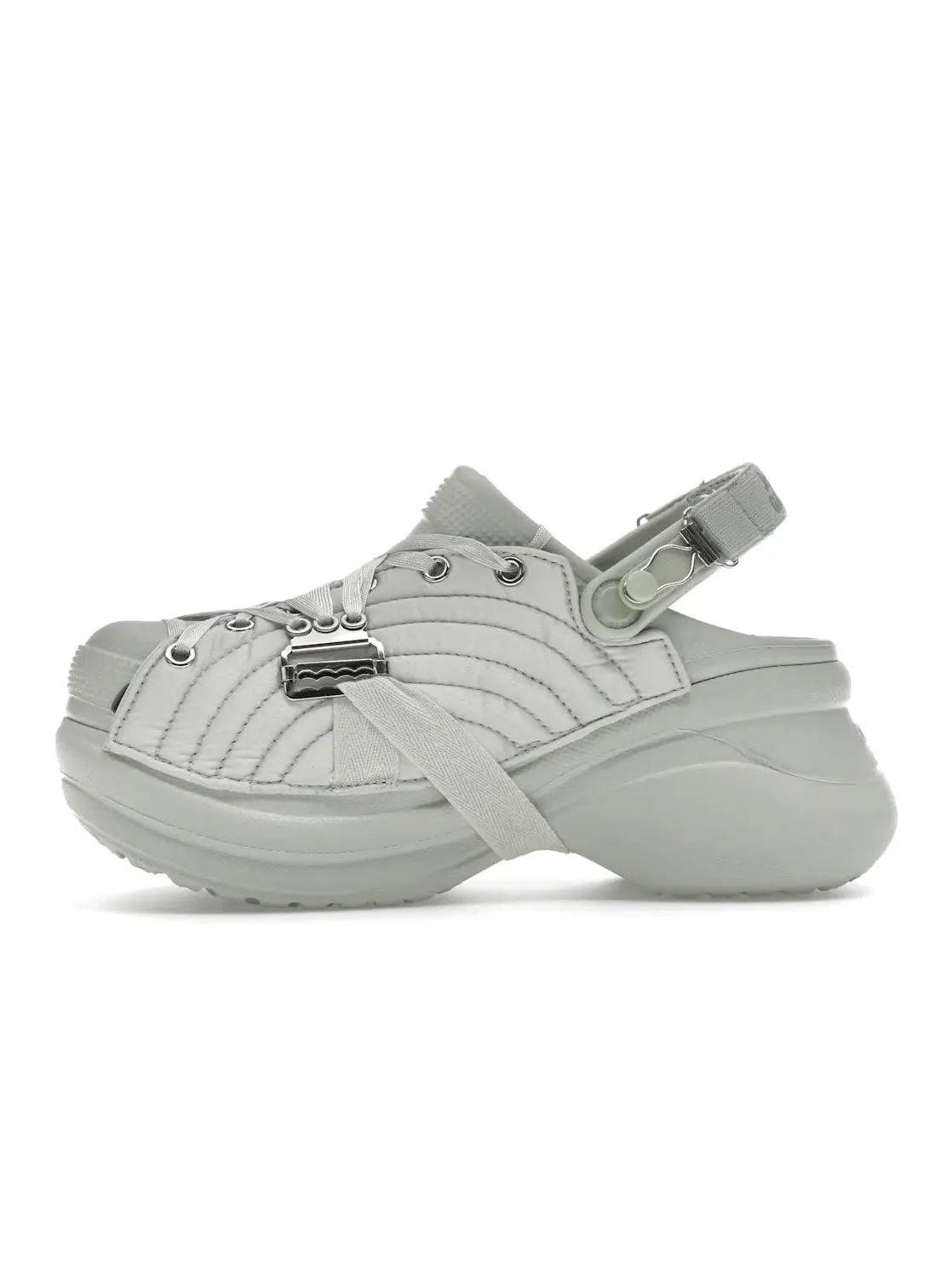 Женские сабо-сандалии с принтом Crocs Classic Bae Clog — изображение 3 из 4, гипс