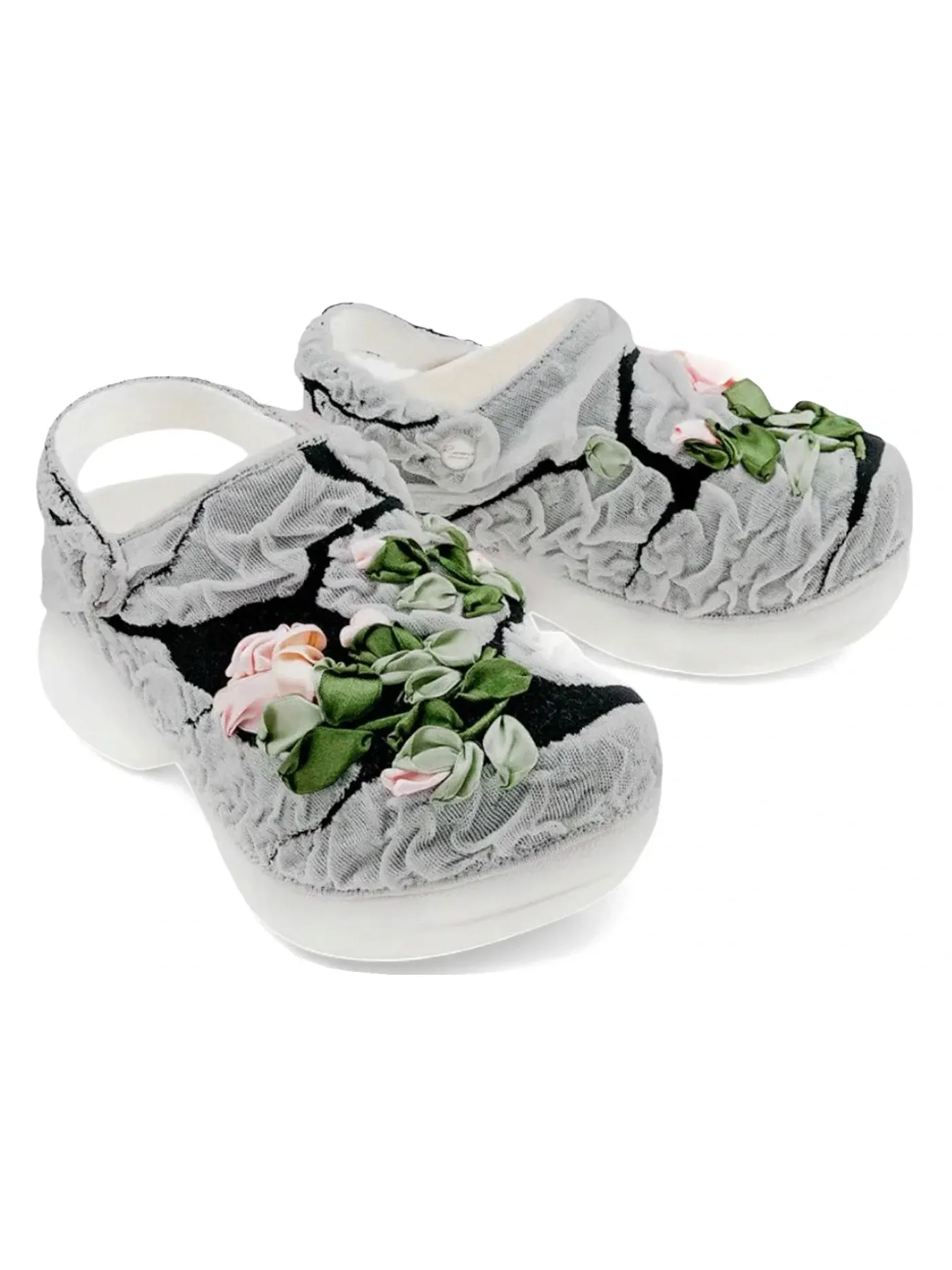 Женские сабо Crocs Classic Bae Clog — изображение 2 из 2, мел