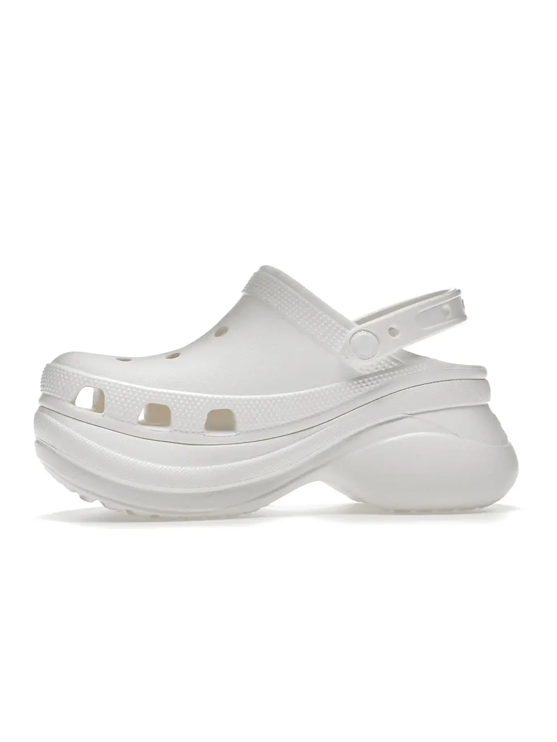 Женские сабо Classic Bae Clog Crocs — изображение 3 из 4, белый