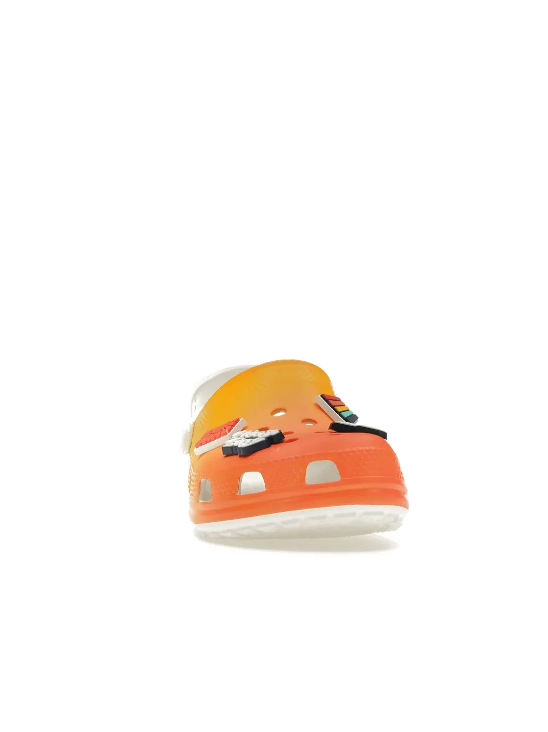 Женские сабо Classic Clog Crocs, F&E Signature Gradient — изображение 2 из 4