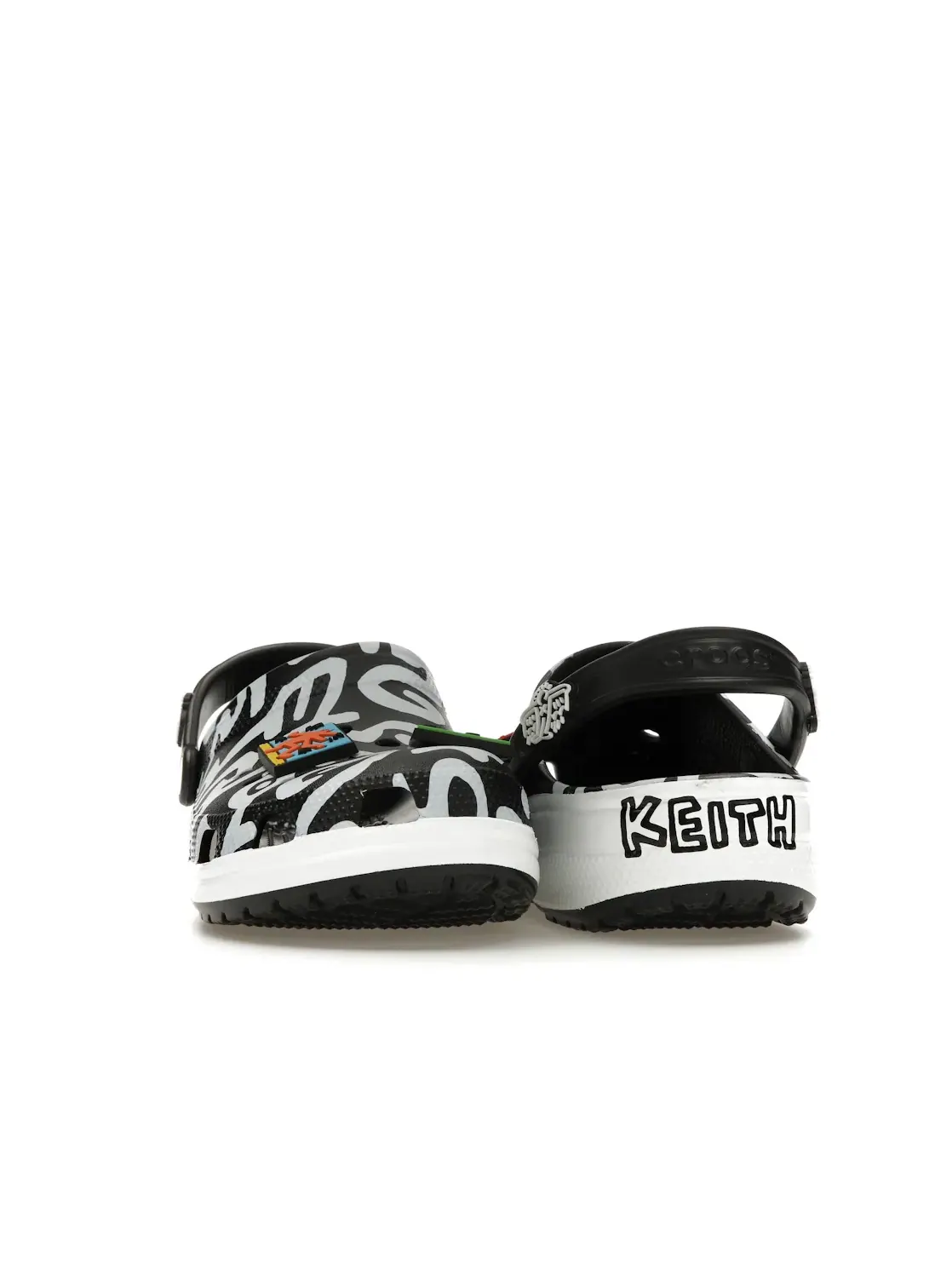 Мужские сабо-кроксы с принтом Keith Haring Crocs — изображение 2 из 4, черный/белый