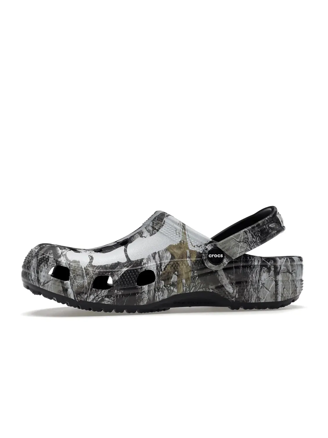 Мужские сабо с камуфляжным принтом Crocs Classic Clog, Camo/Glow — изображение 3 из 4